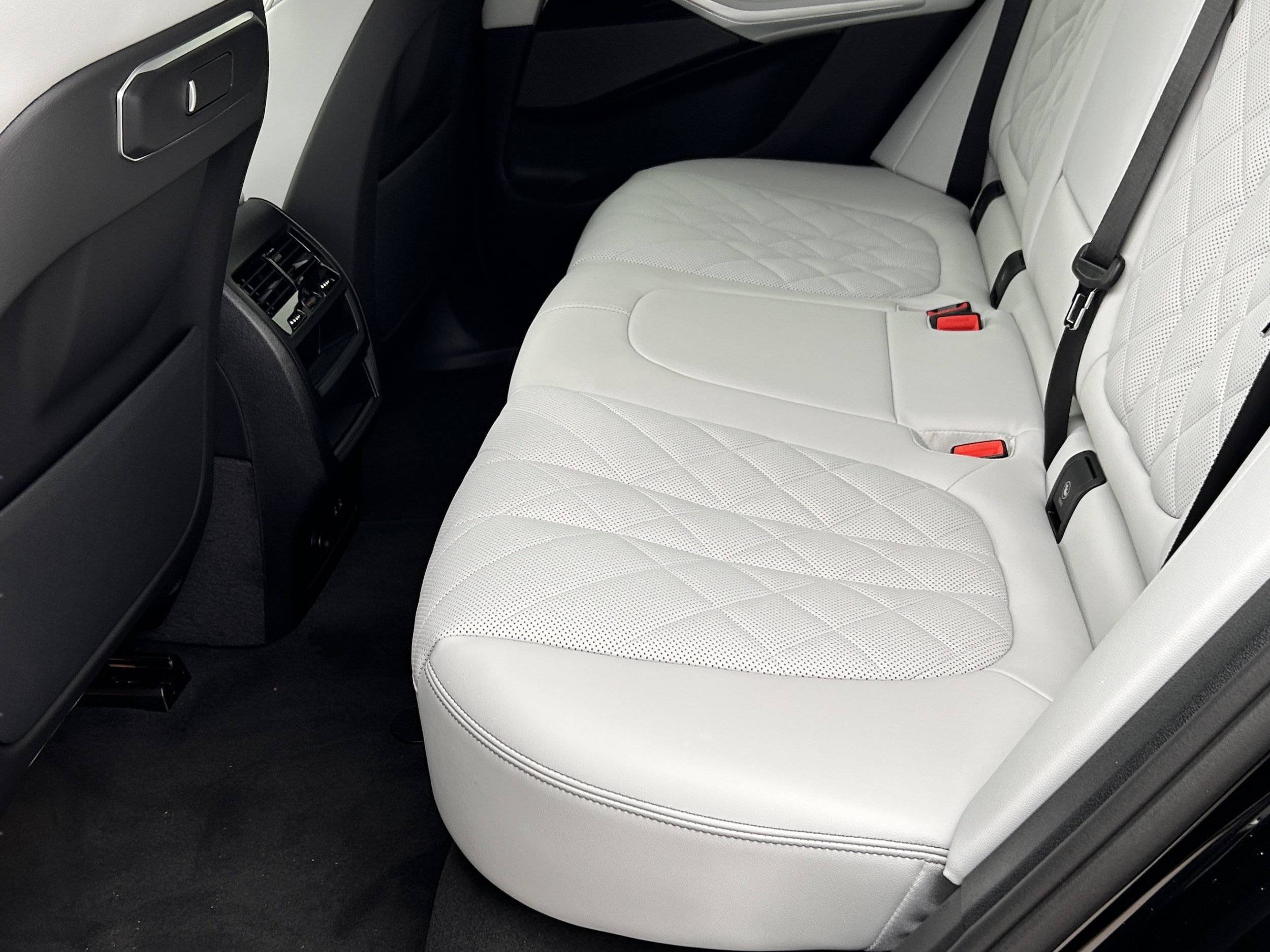 2026 BMW X5 40i - Photo 29