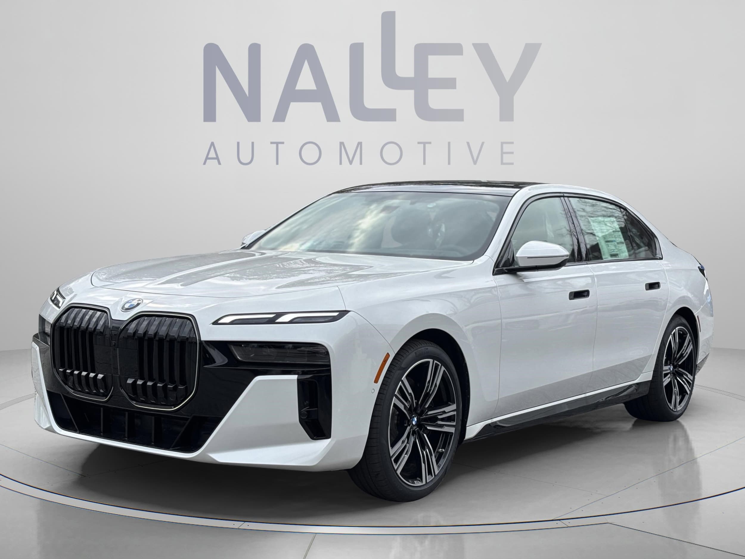 2026 BMW 7 Series 740i Sedan's photo