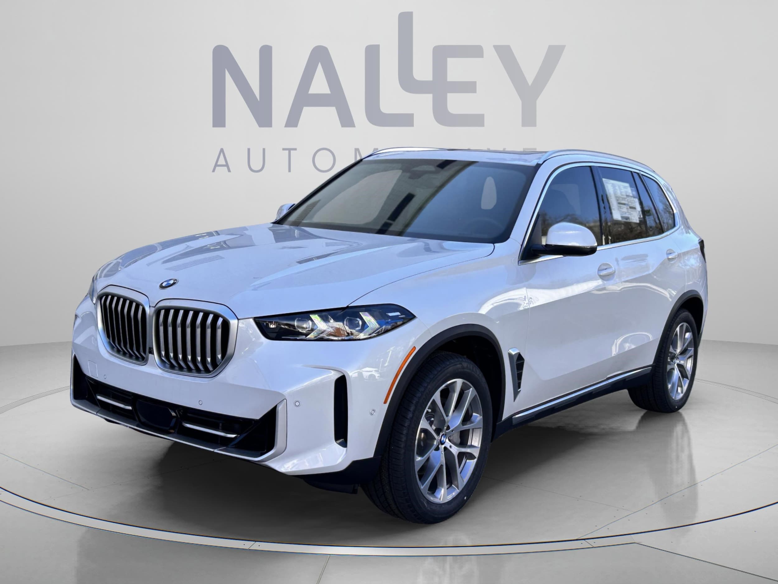 2026 BMW X5 sDrive40i's photo