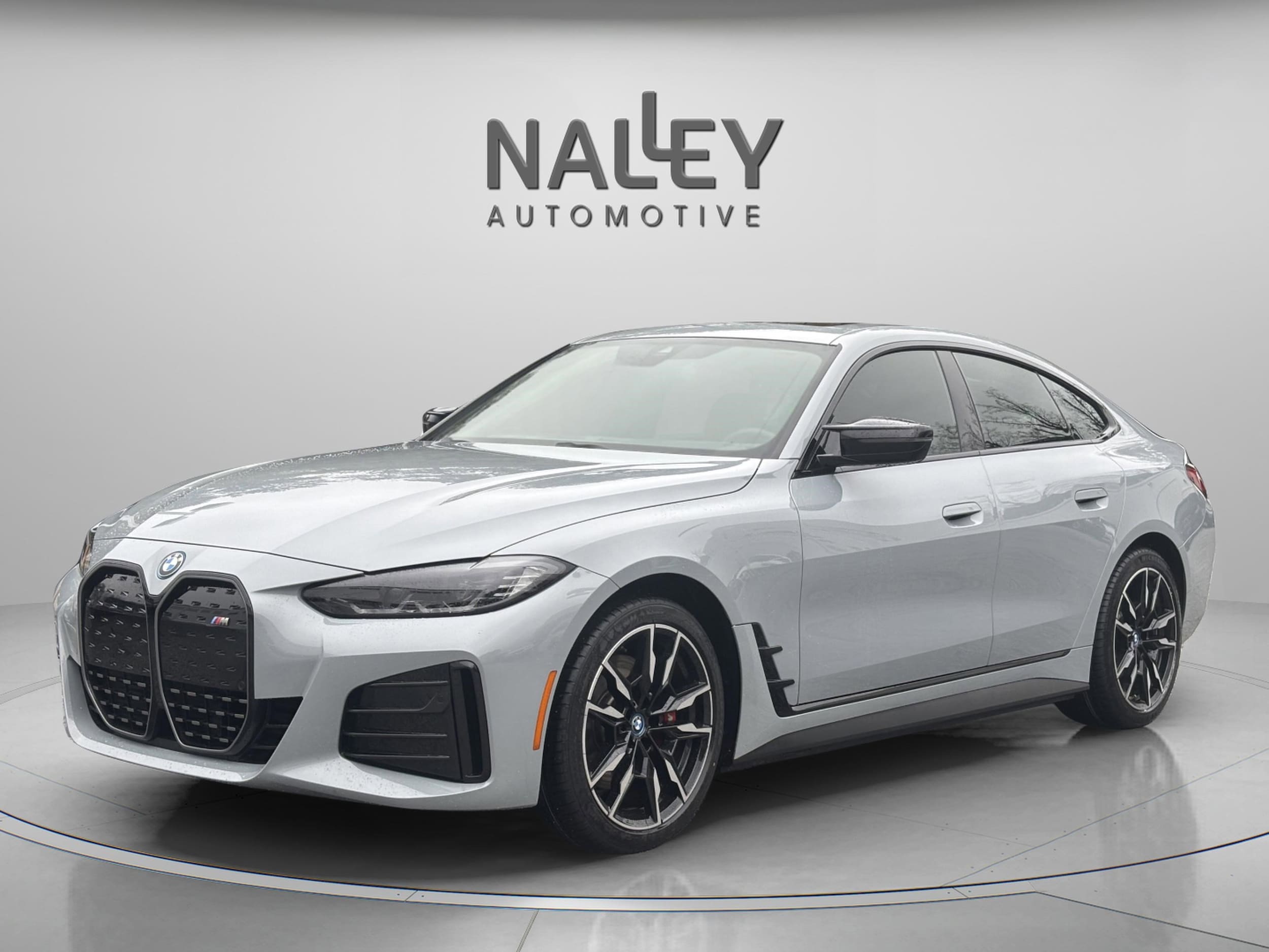 2024 BMW i4 M50's photo