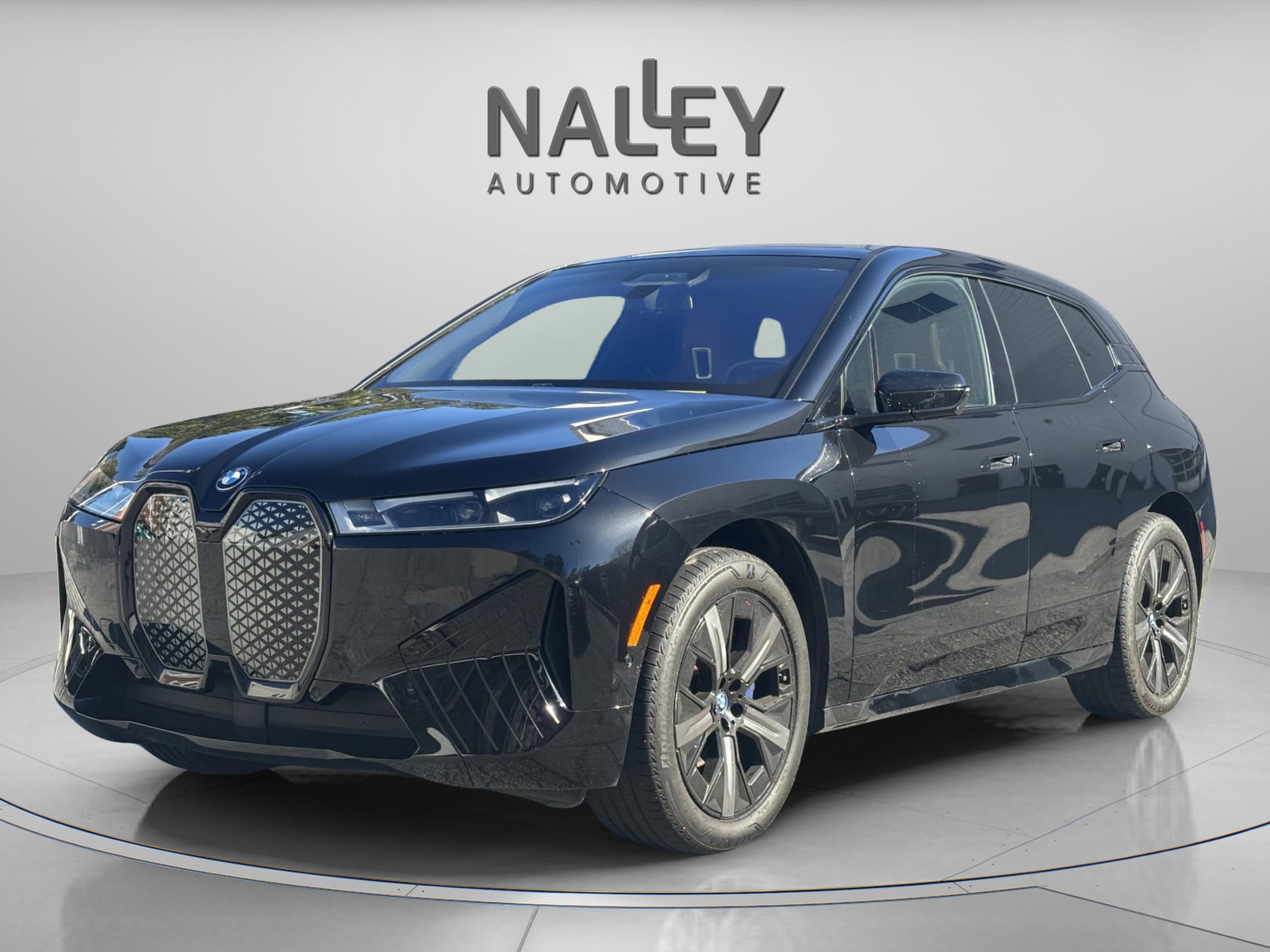 2024 BMW iX Base's photo