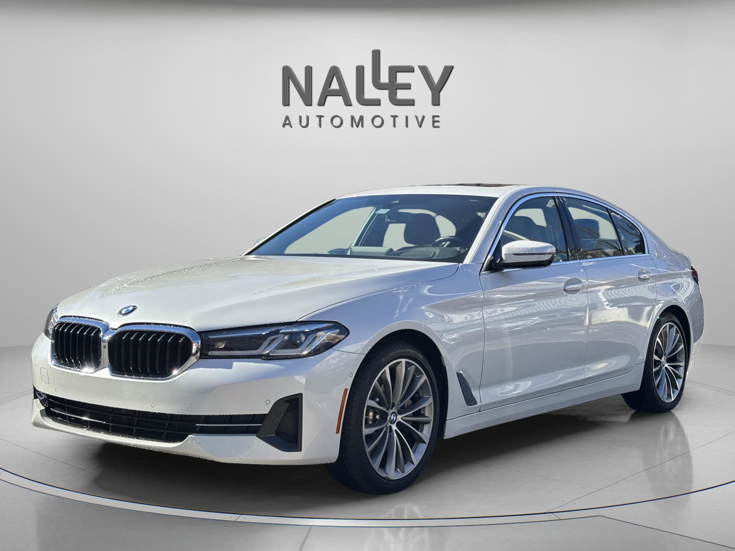 2021 BMW 5 Series 530i's photo