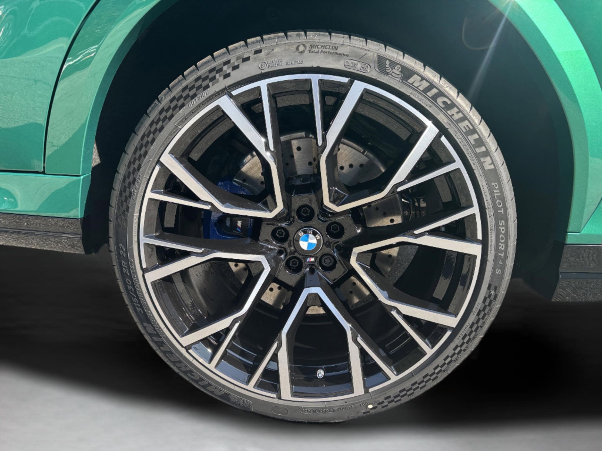 2026 BMW X6 M X6 M - Photo 36