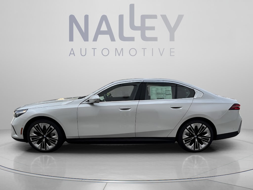 New 2026 BMW i5 eDrive40 Sedan