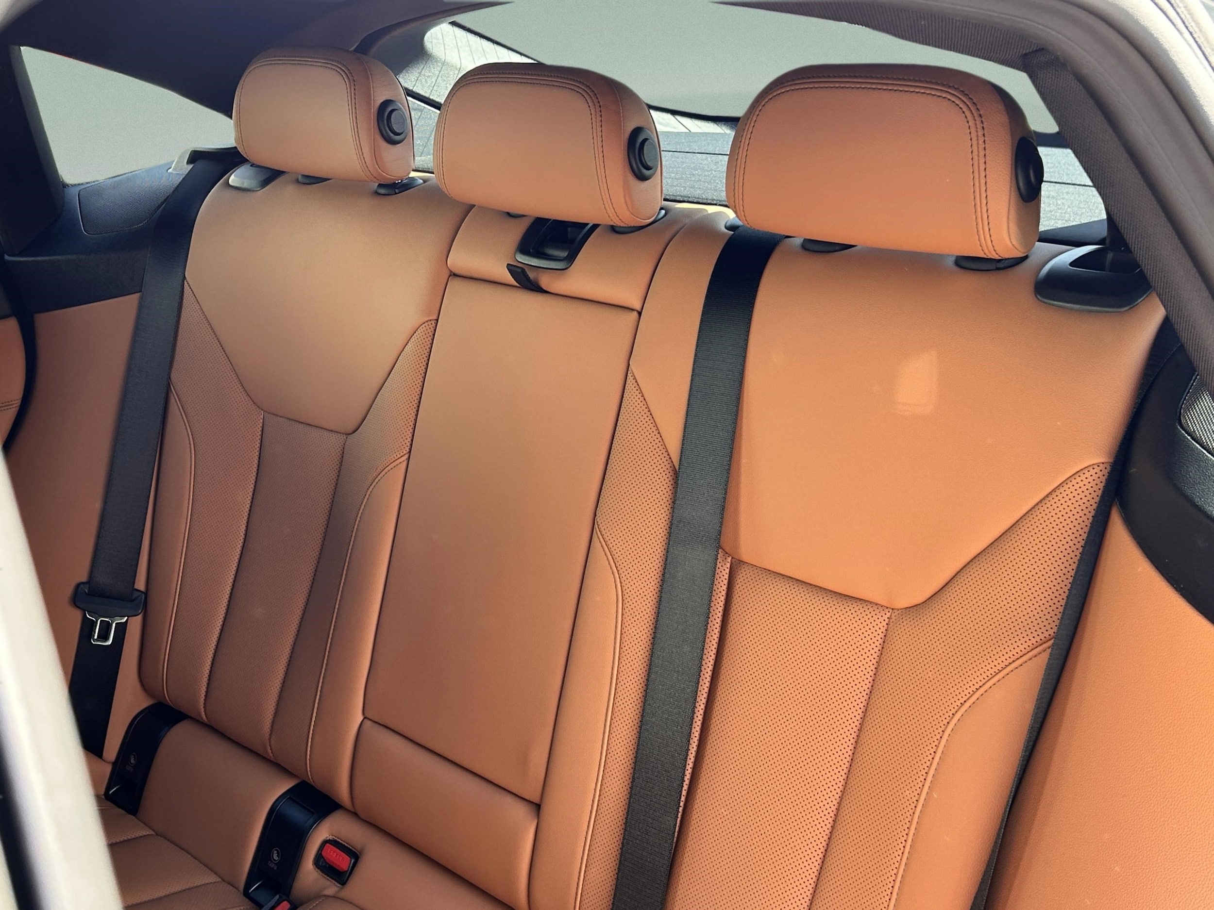2026 BMW i4 40 - Photo 28