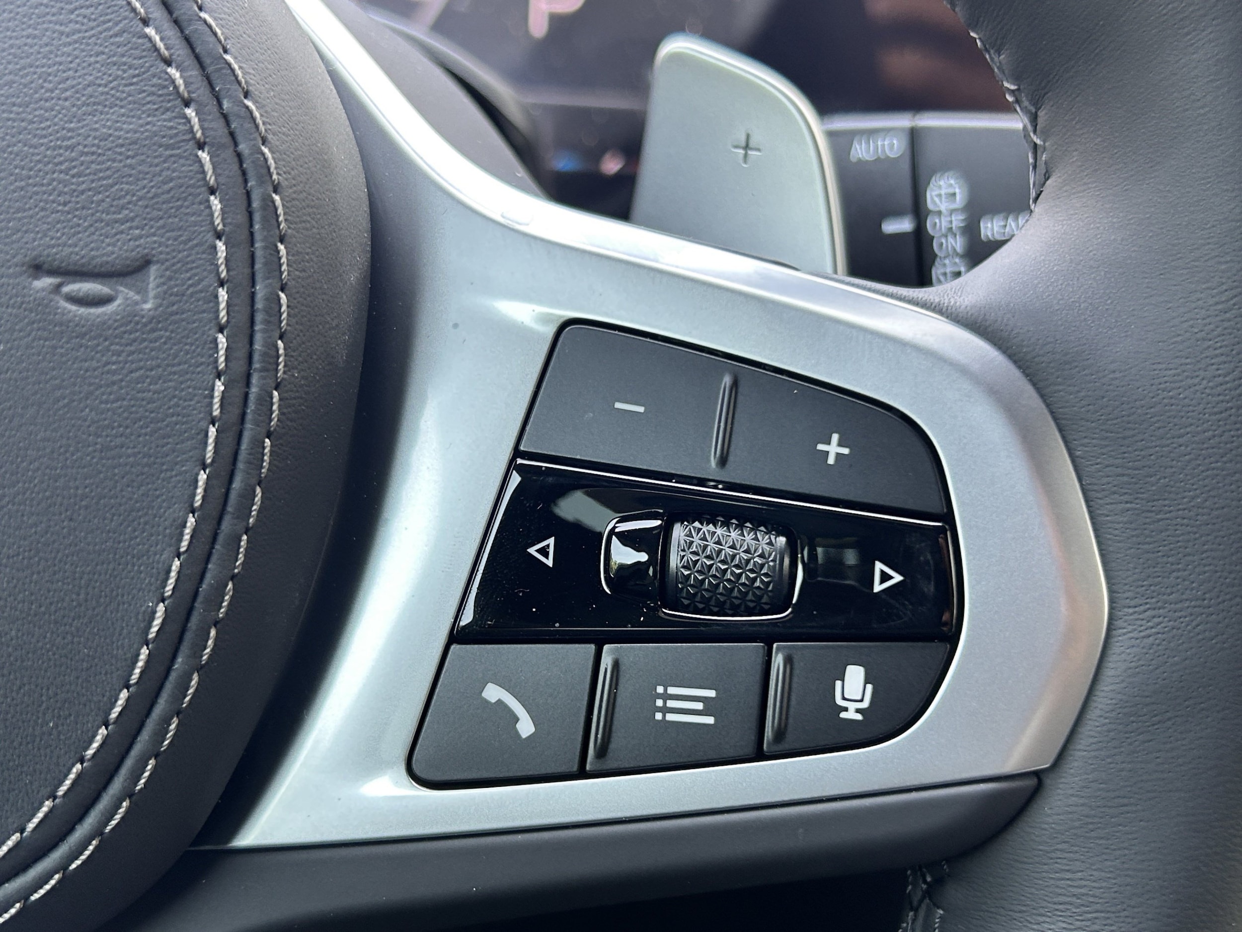 2026 BMW X5 40i - Photo 14
