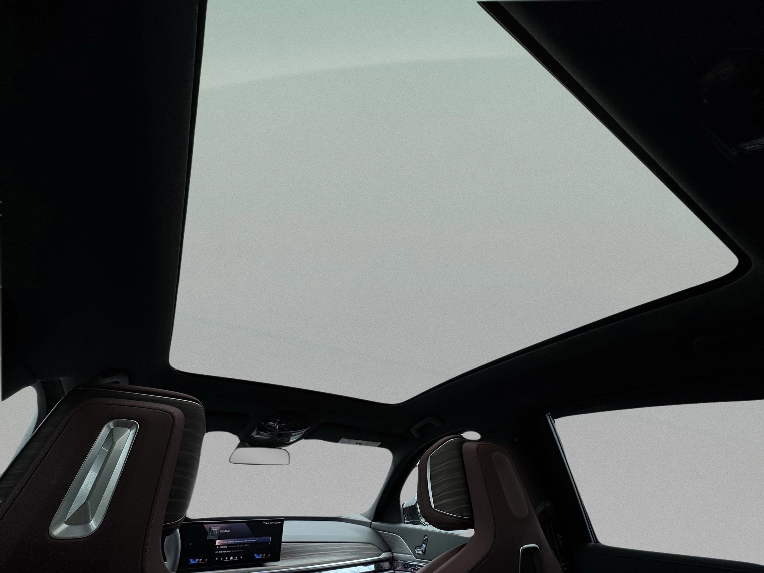 2025 BMW i7 60 - Photo 31