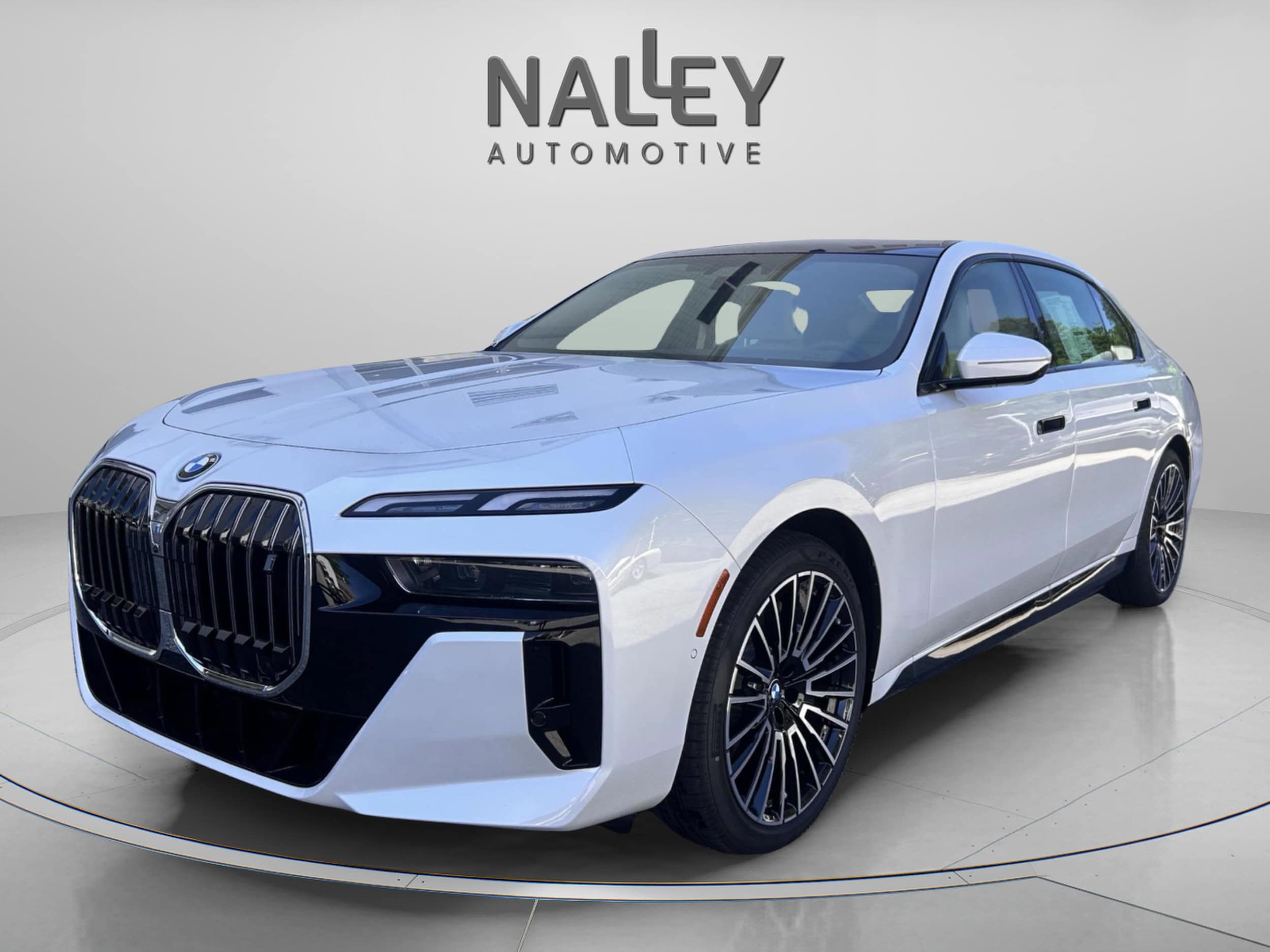 2025 BMW i7 60's photo