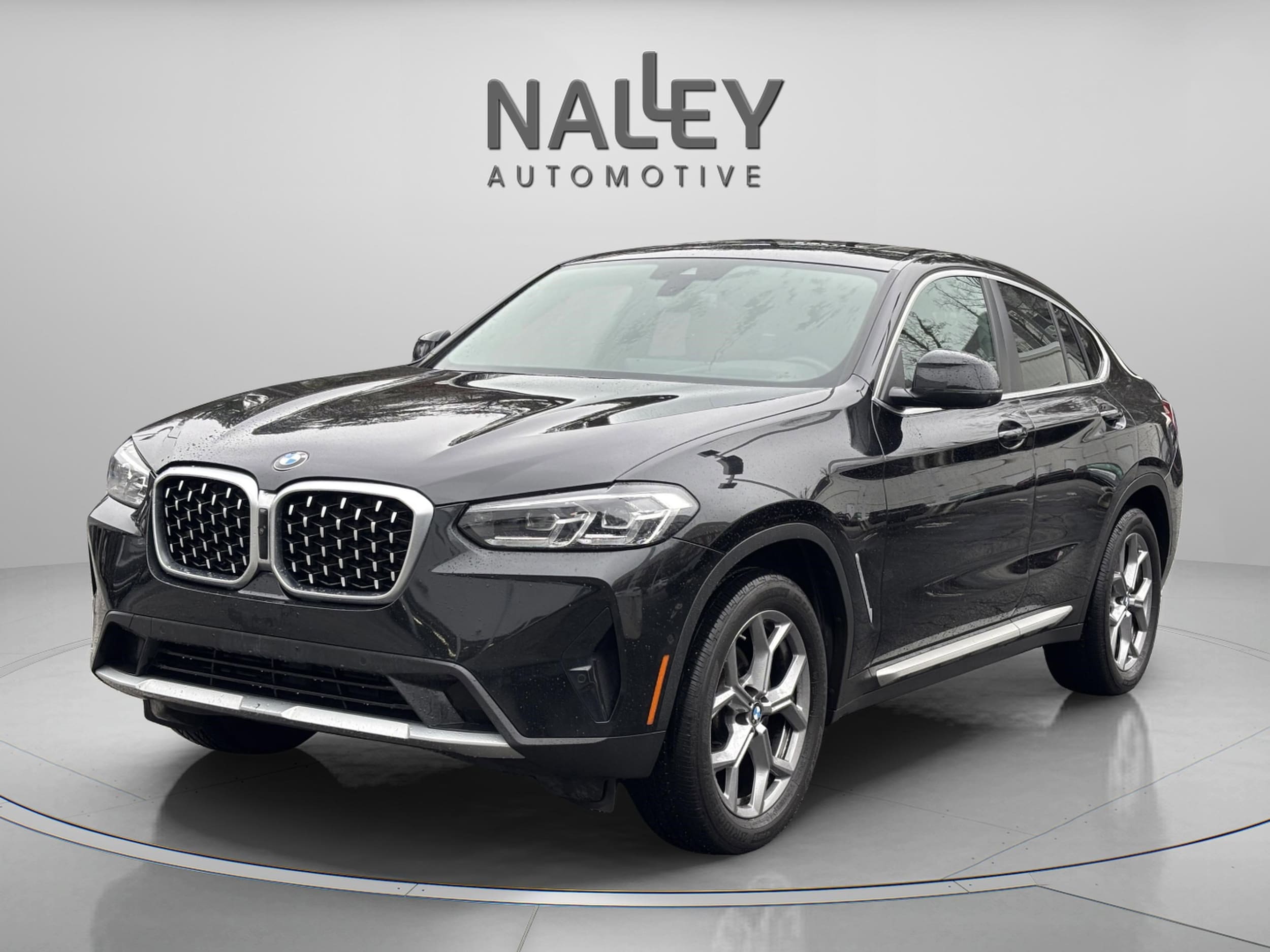 2024 BMW X4 30i's photo