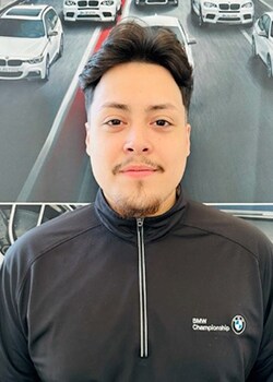 Staff member Javier Guevara from ID_1bf9ec159949