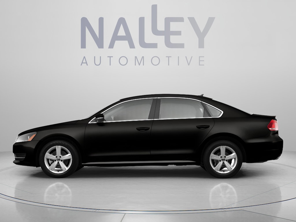 Used 2013 Volkswagen Passat 2.5L SE Sedan