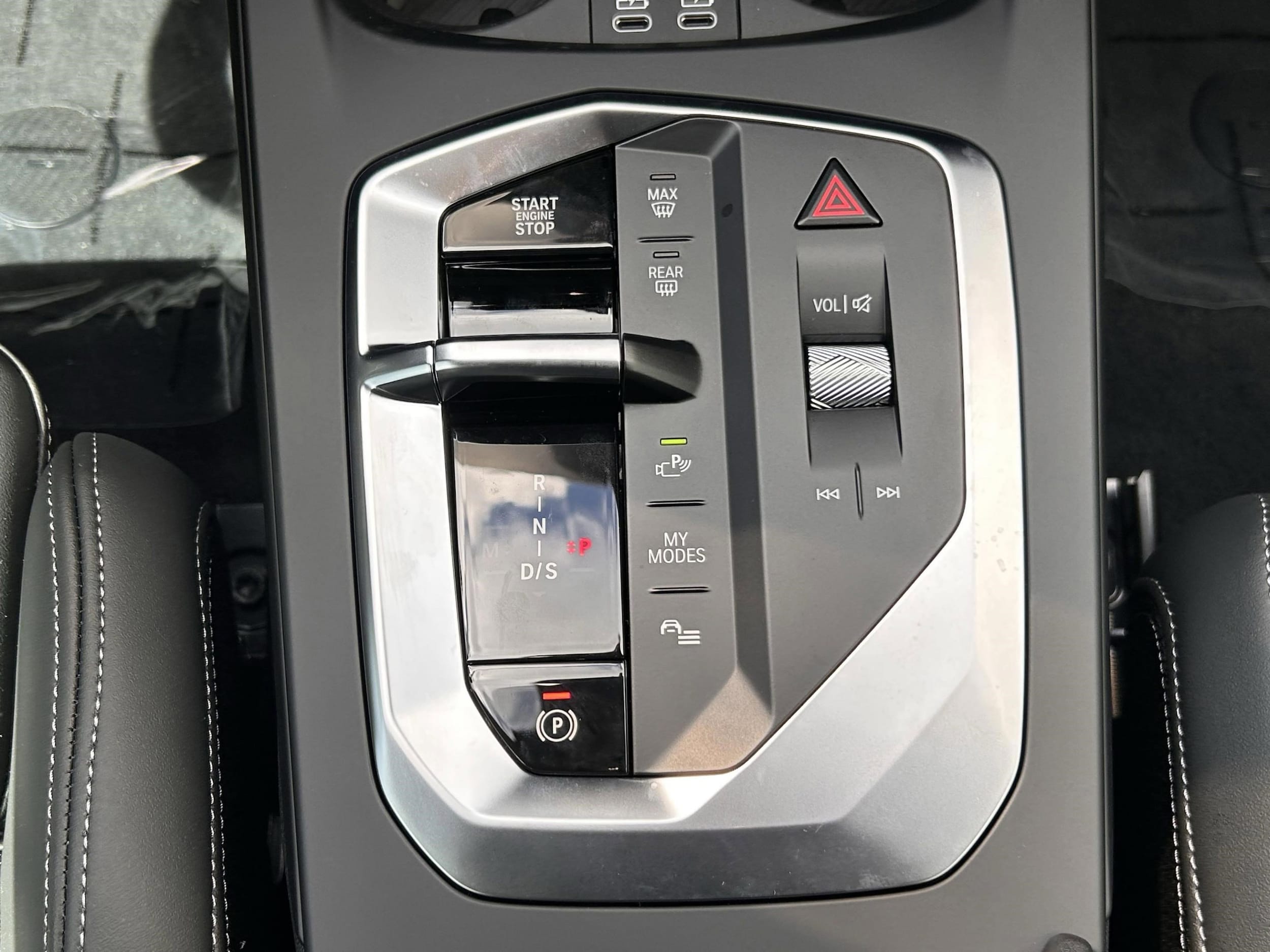 2025 BMW 2 Series M235 - Photo 13