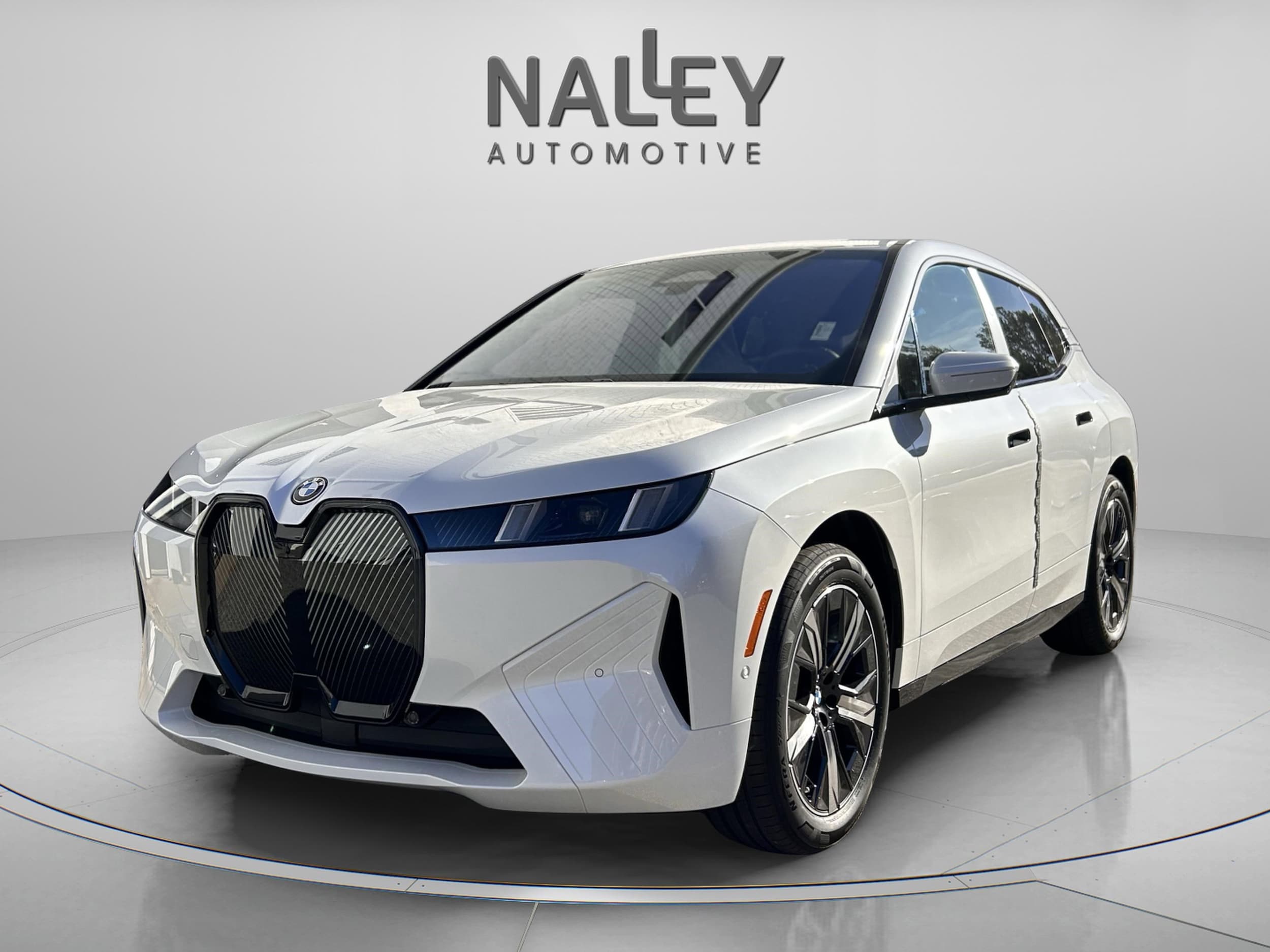 2026 BMW iX 45's photo