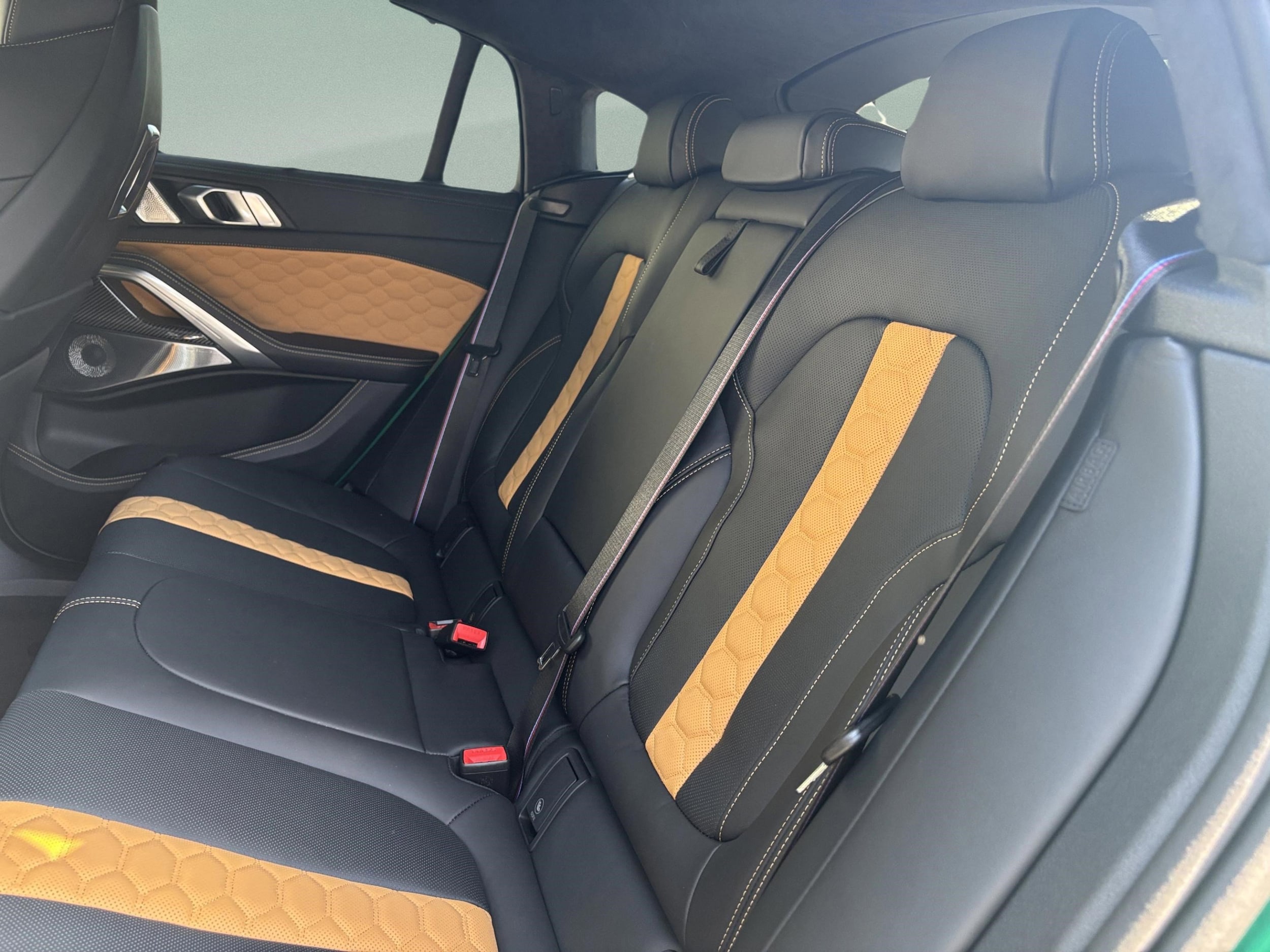 2026 BMW X6 M X6 M - Photo 26