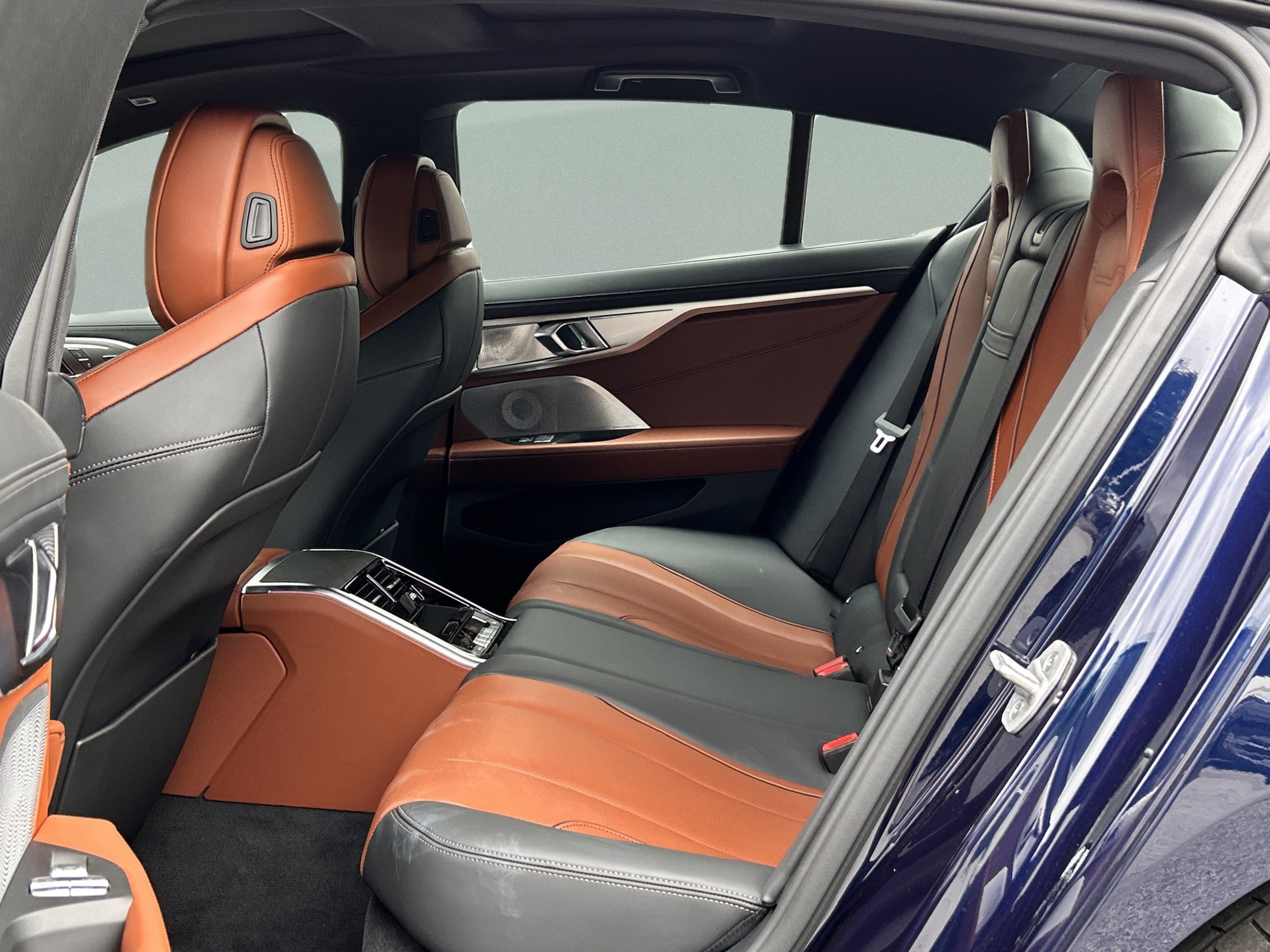 2026 BMW 8 Series 840i - Photo 29