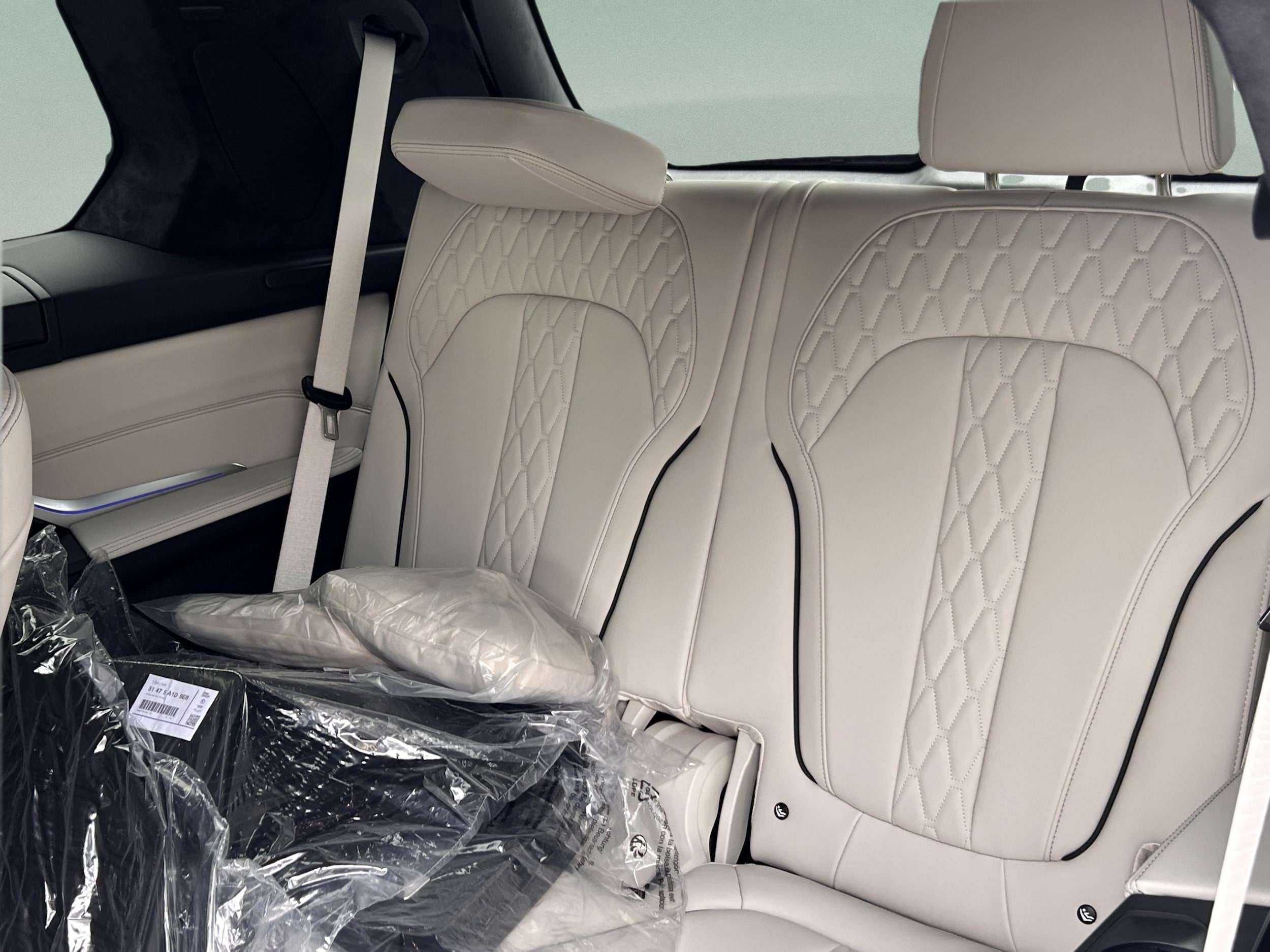 2026 BMW X7 M60i - Photo 27