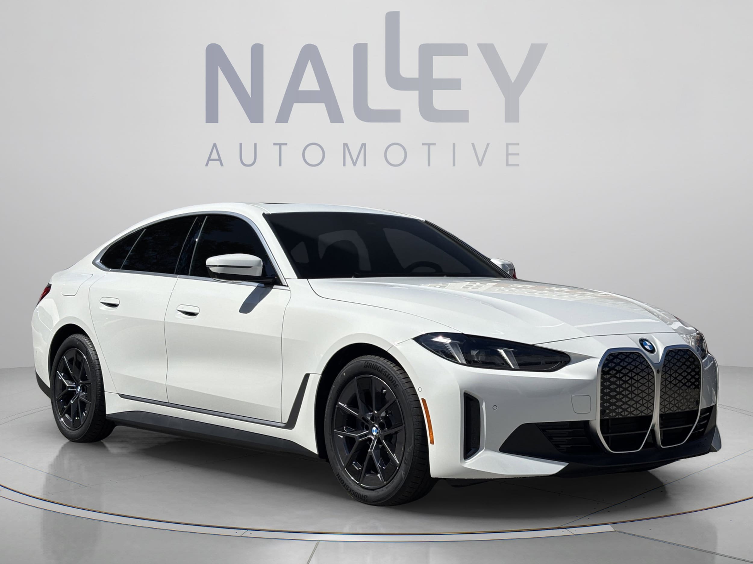 2026 BMW i4 40 - Photo 6