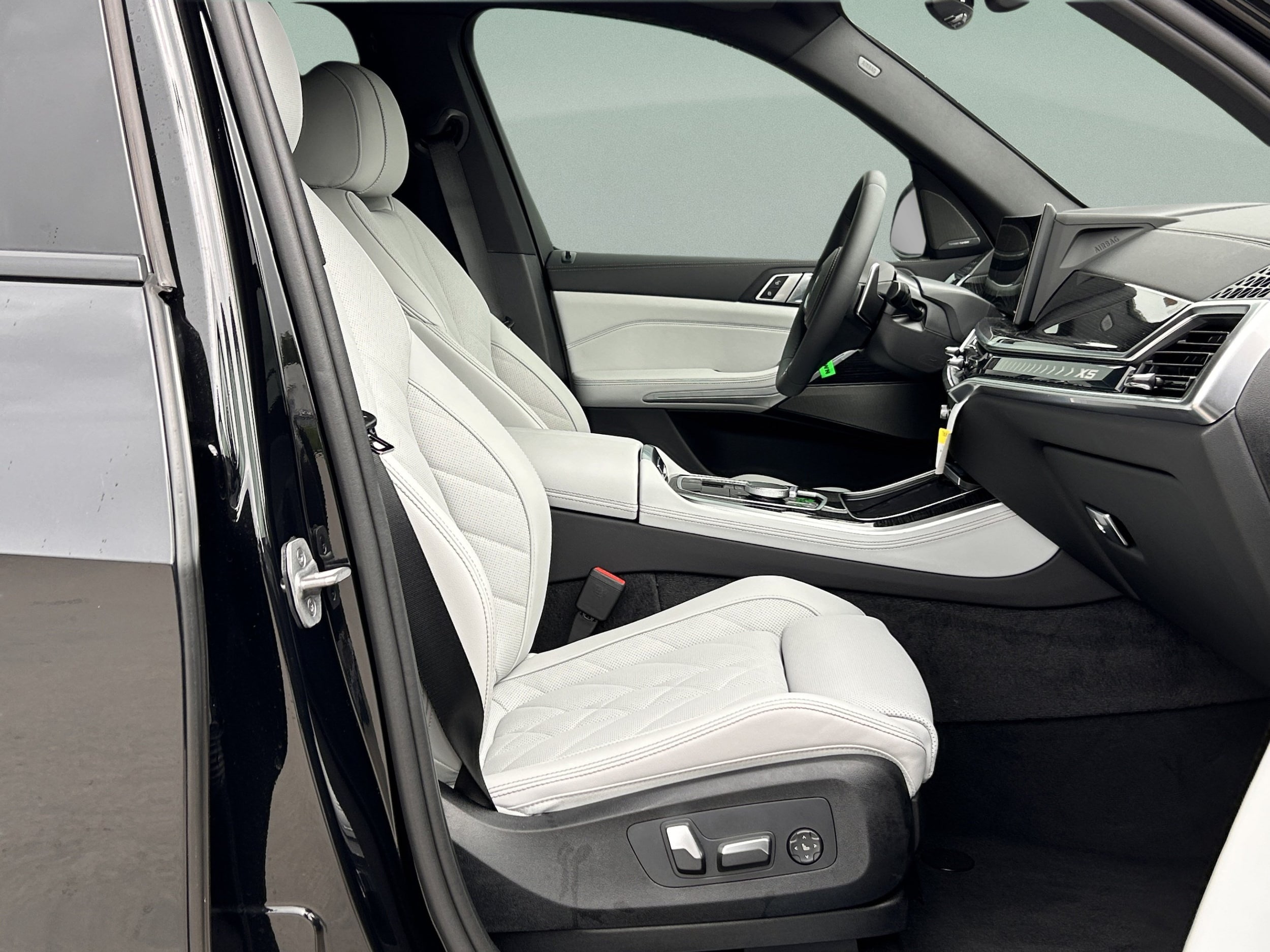 2026 BMW X5 40i - Photo 32