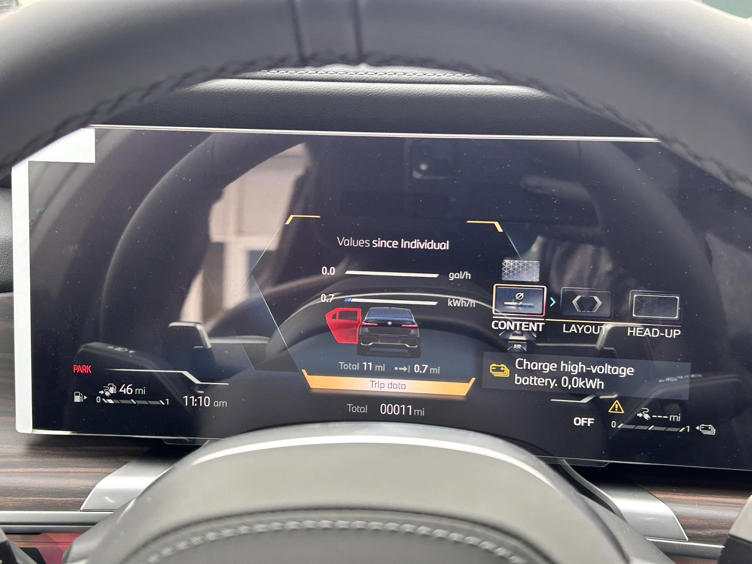 2026 BMW 7 Series 750e - Photo 10