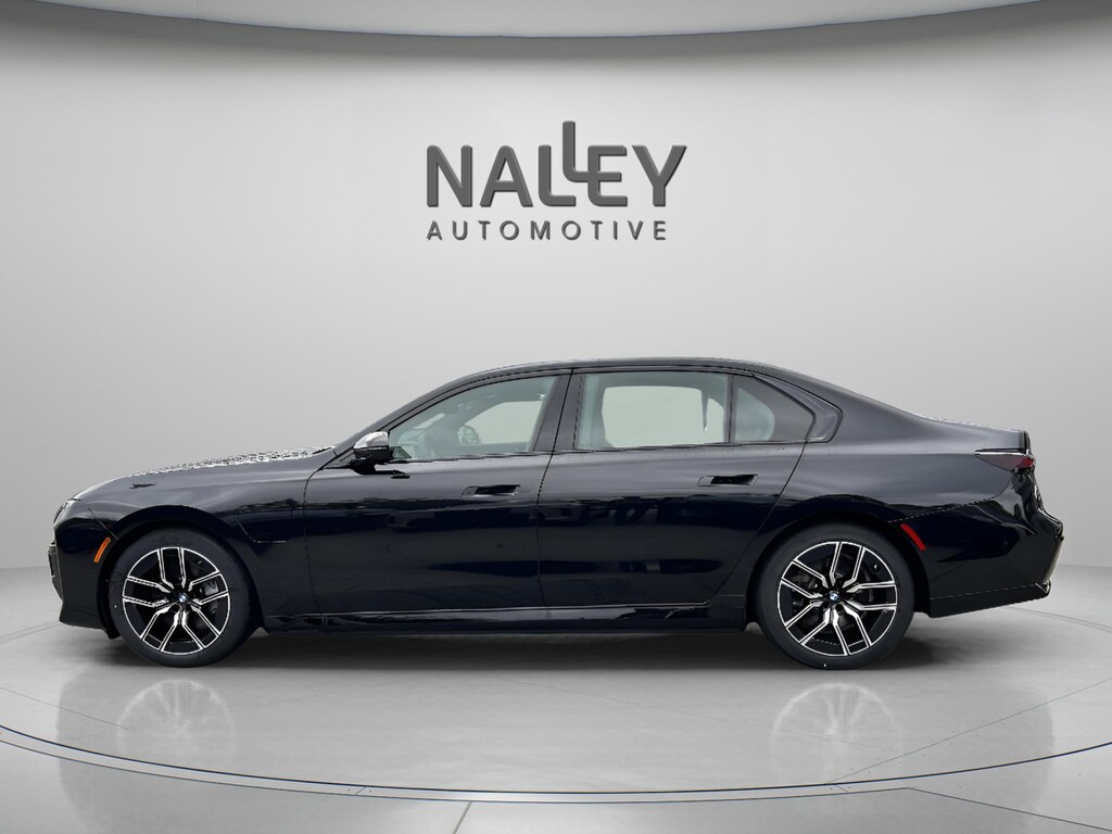 New 2026 BMW 750e xDrive Sedan