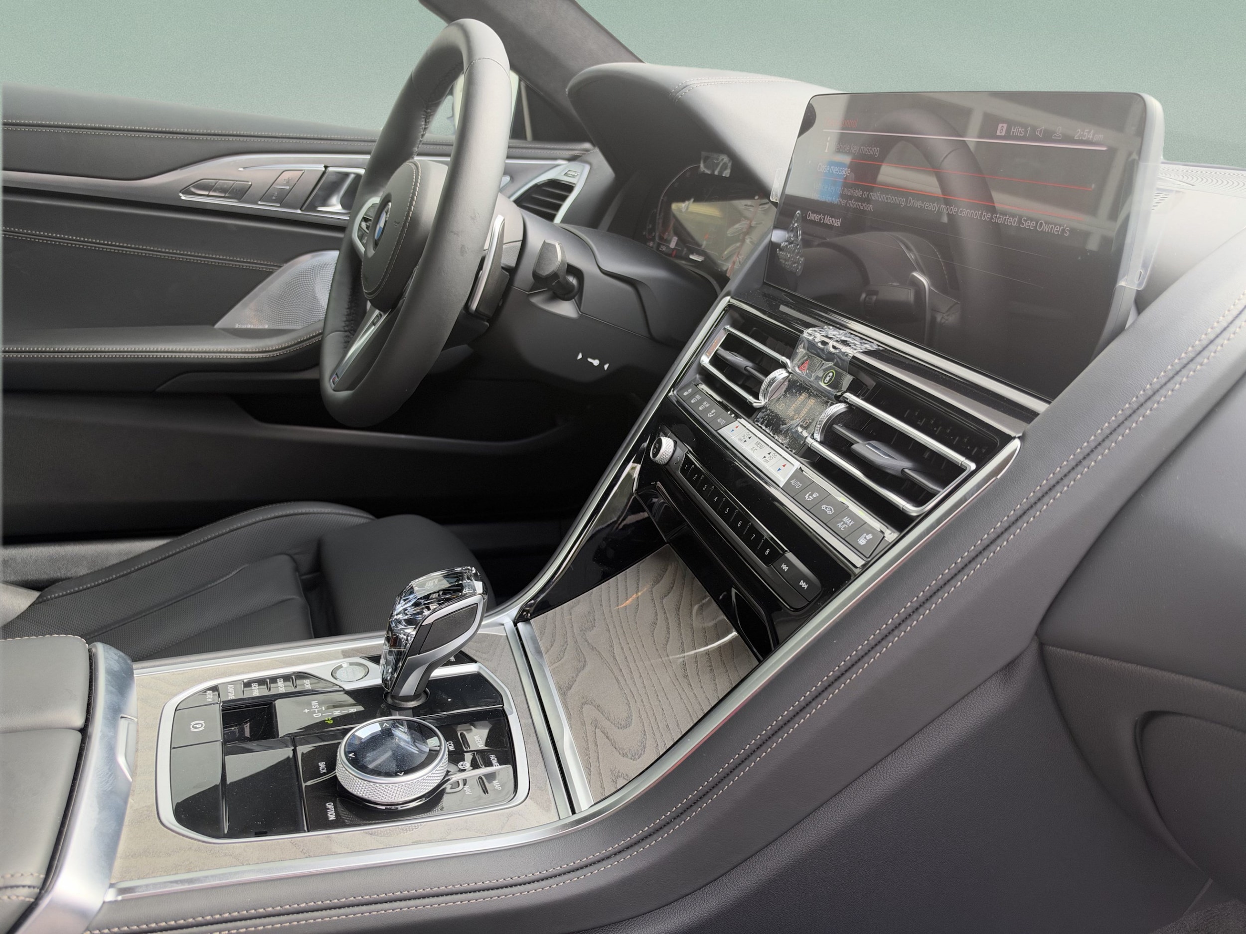 2026 BMW 8 Series 840i - Photo 28