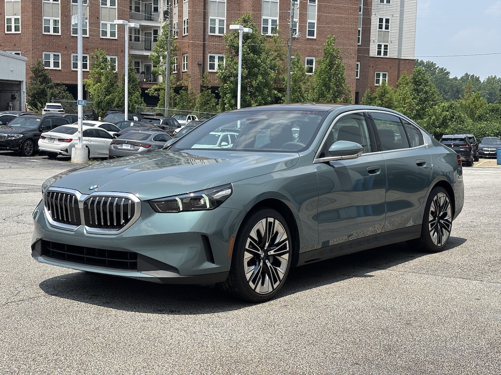 Used 2026 BMW 530i Sedan