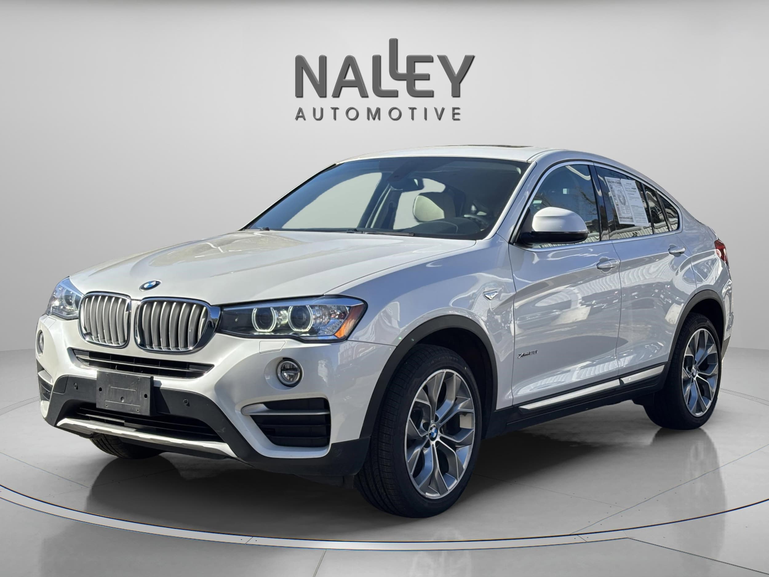 2017 BMW X4 xDrive28i's photo
