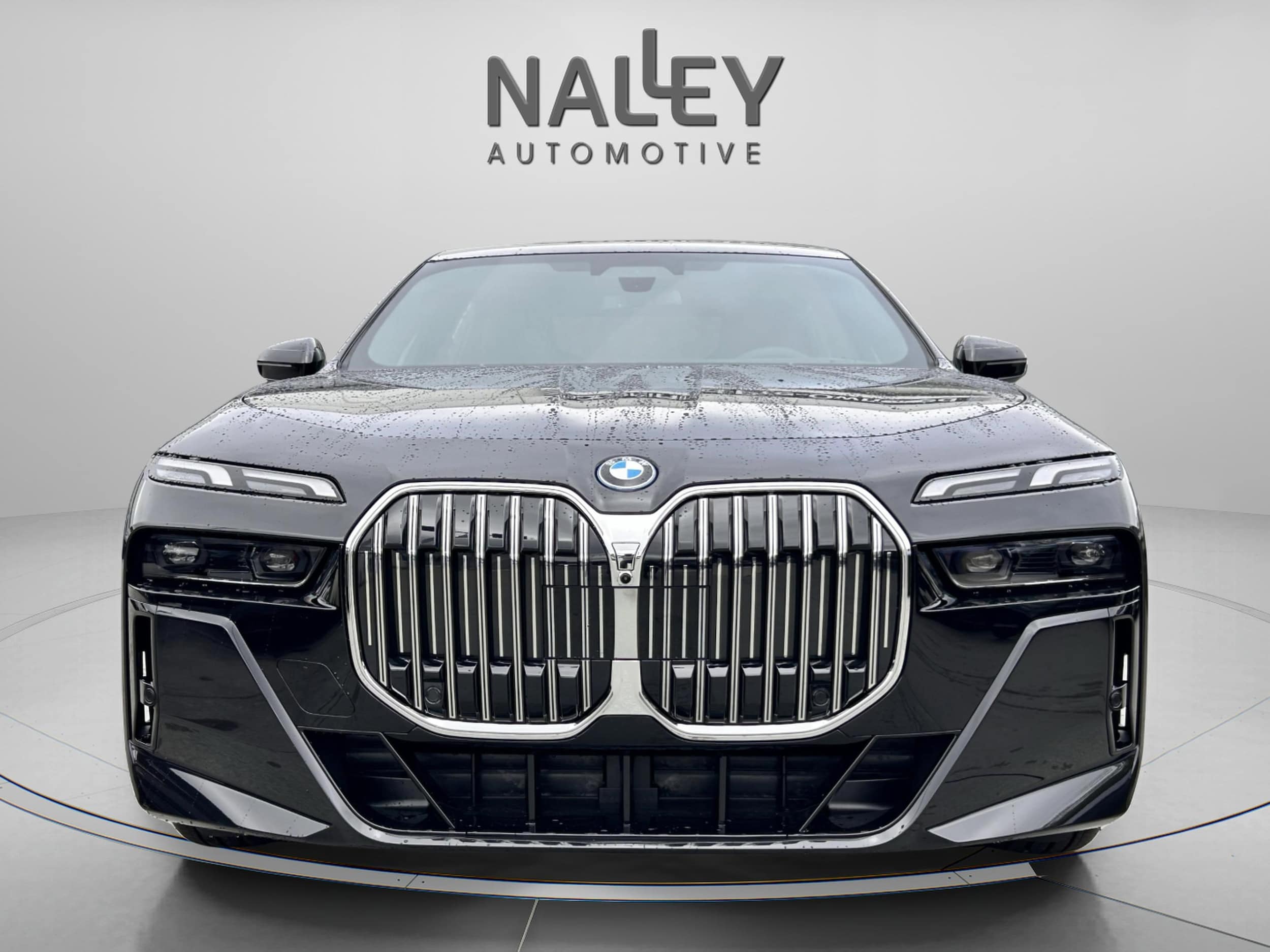 2026 BMW 7 Series 750e - Photo 7