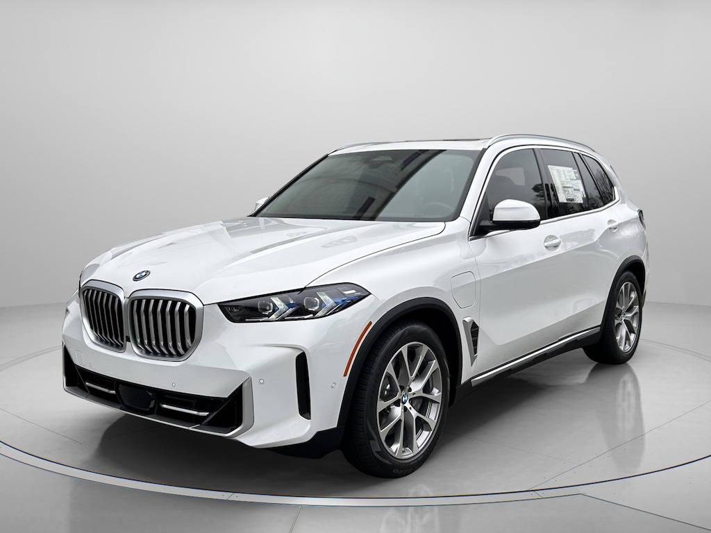 New 2026 BMW X5 PHEV xDrive50e SUV