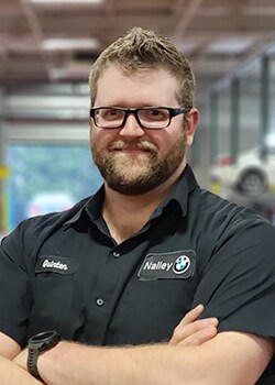 Staff member Quinten Decareaux from ID_d9070ec38ab7