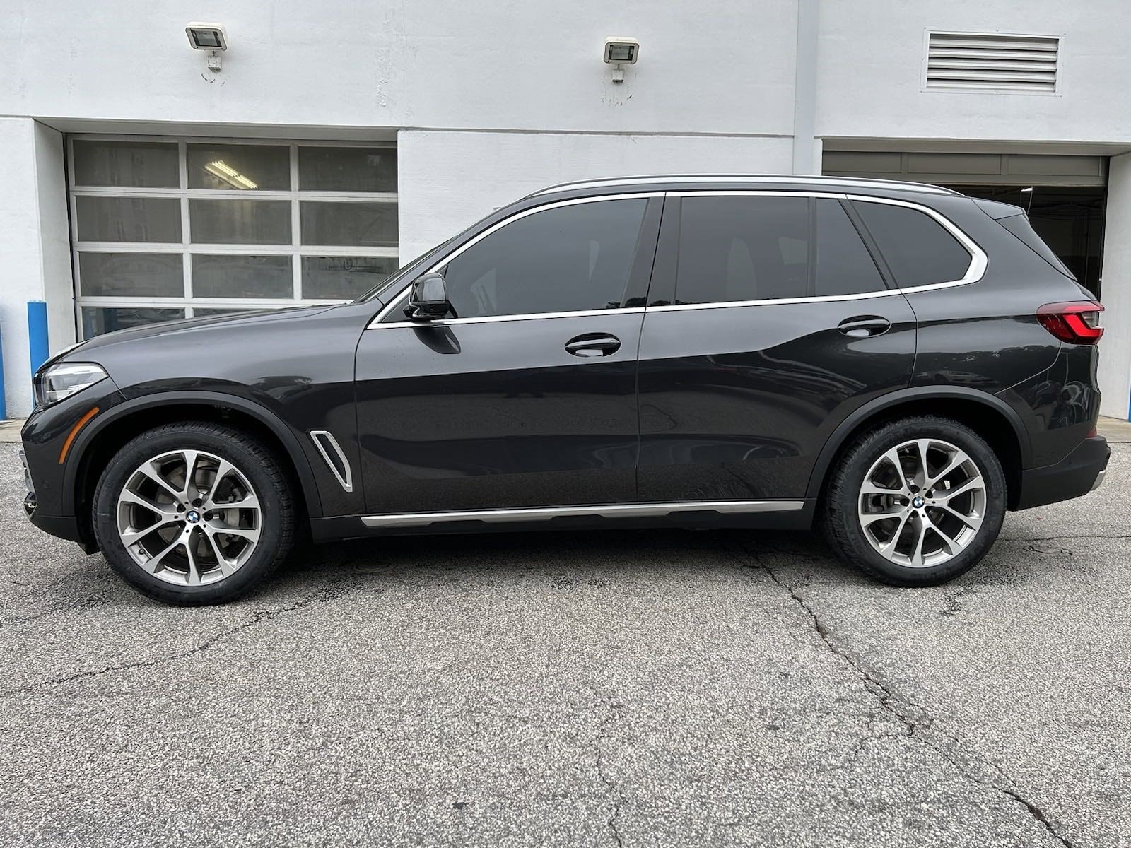 Used 2020 BMW X5 40i with VIN 5UXCR4C01L9D05434 for sale in Decatur, GA