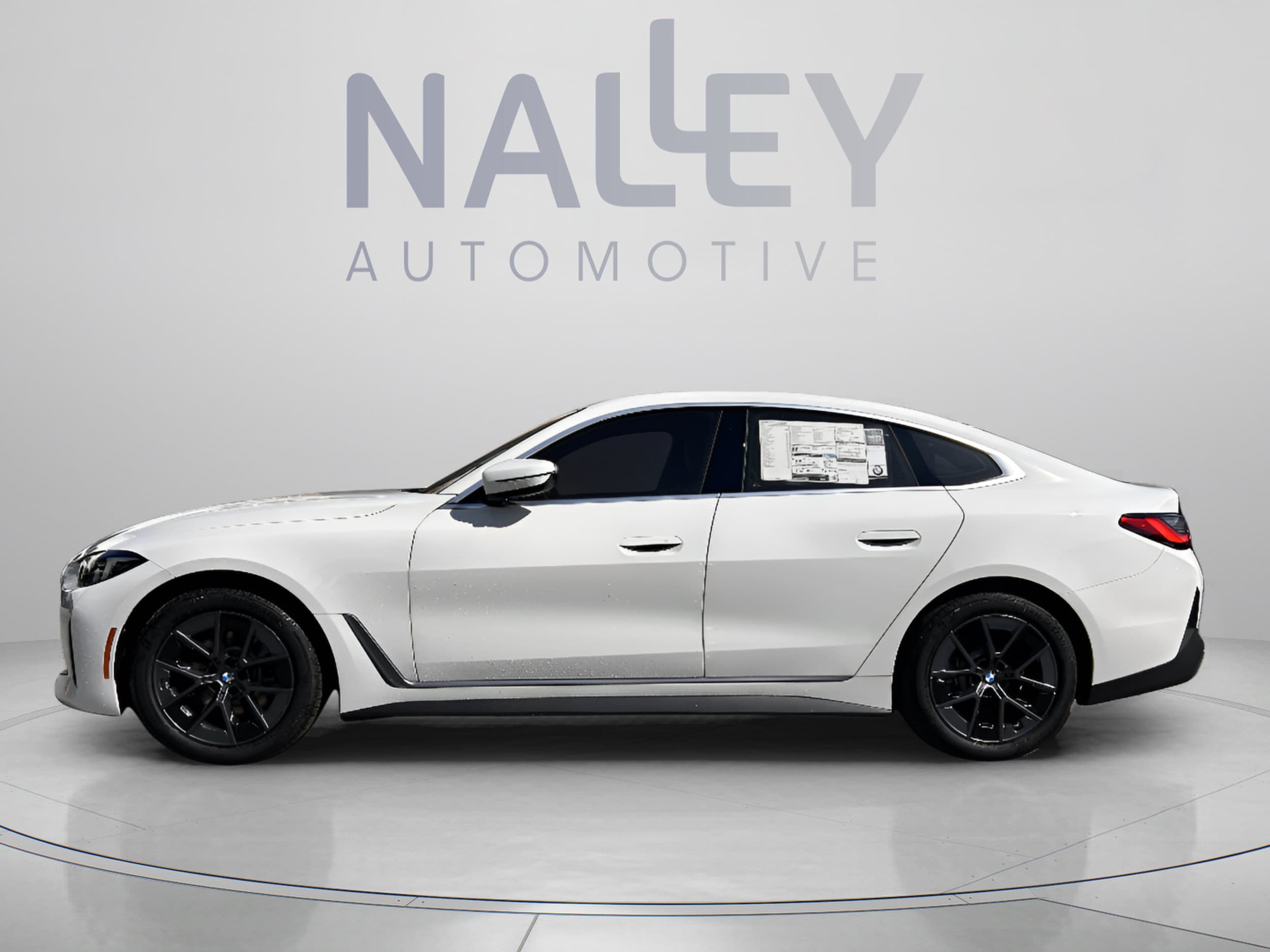 2026 BMW i4 40 - Photo 2
