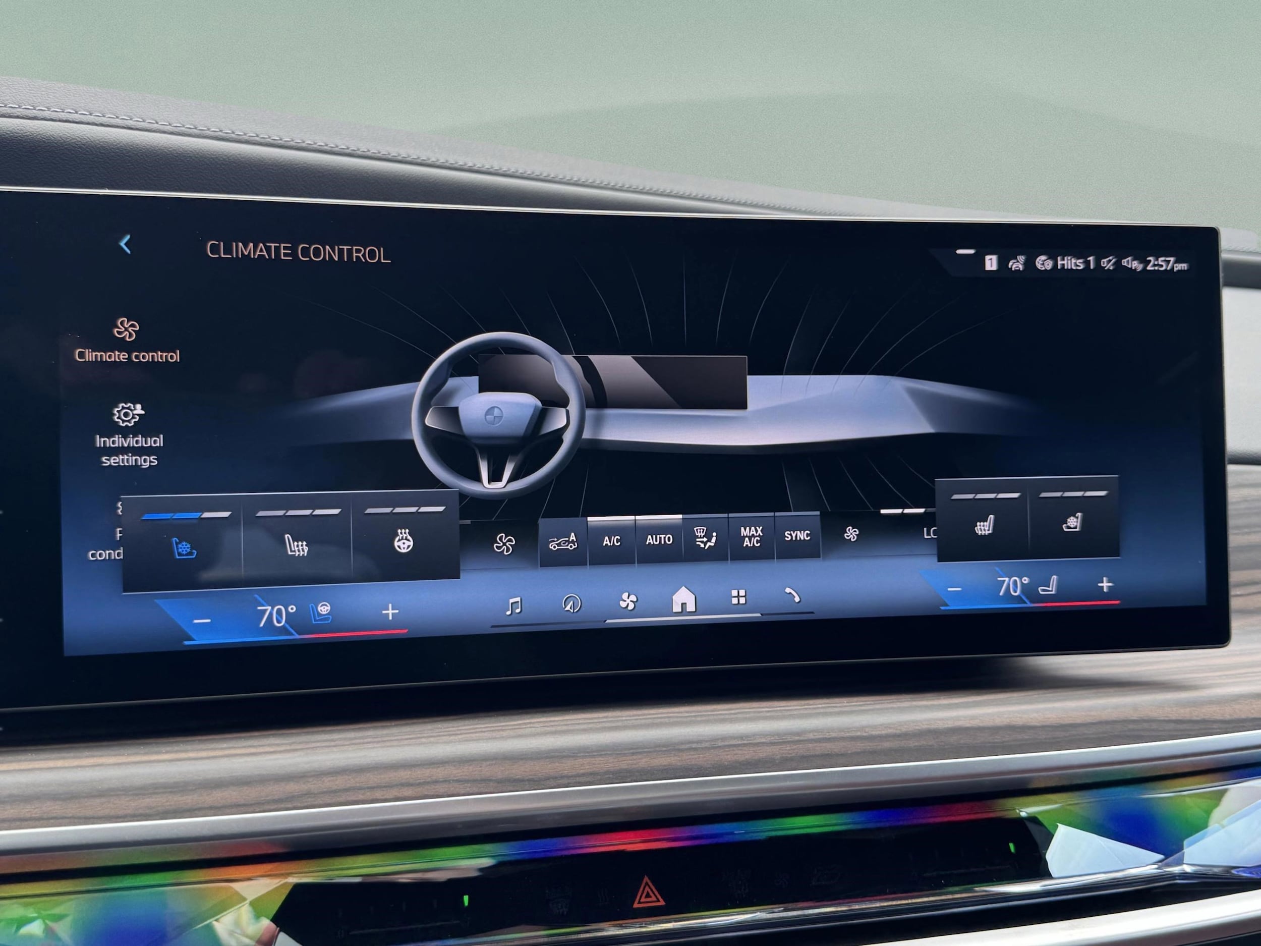 2025 BMW i7 60 - Photo 22