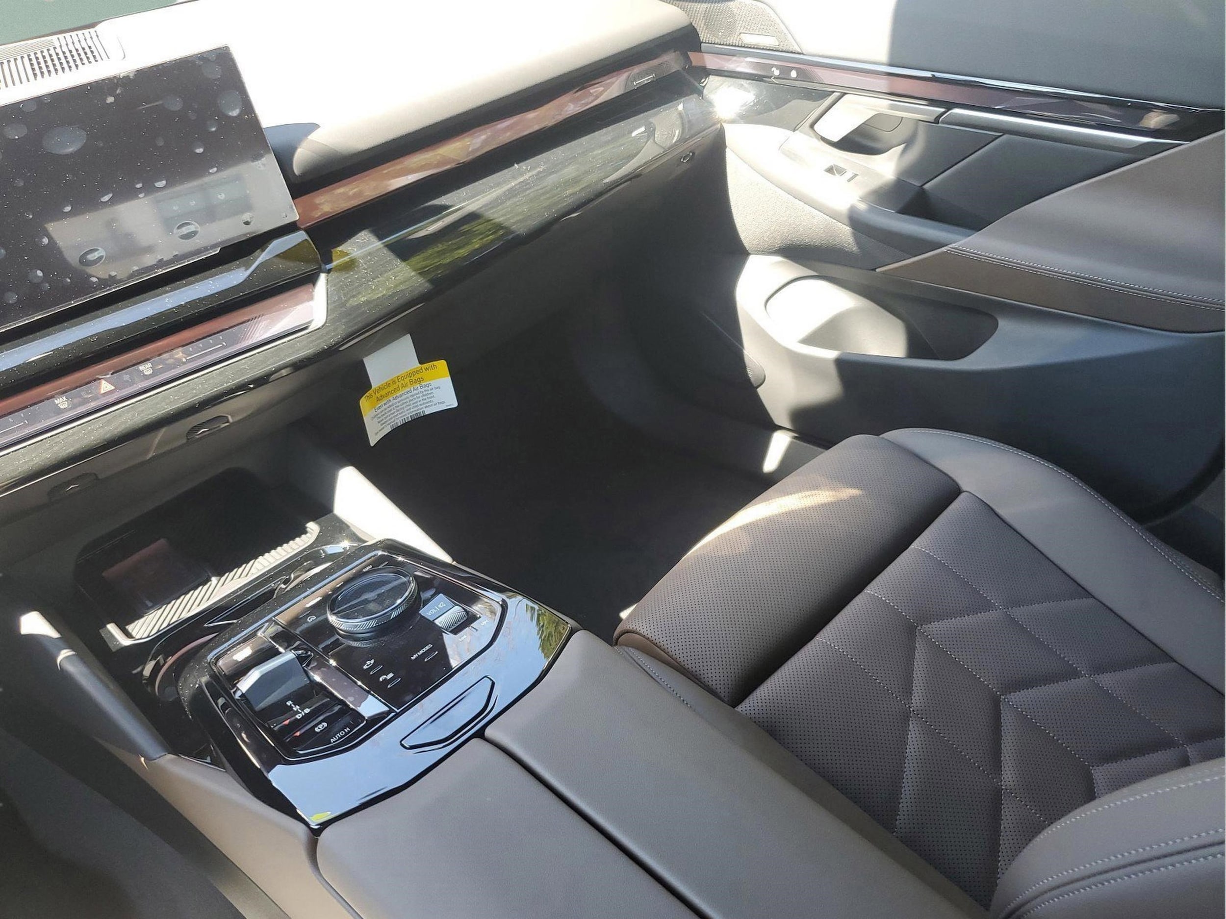 2025 BMW i5 40 - Photo 14