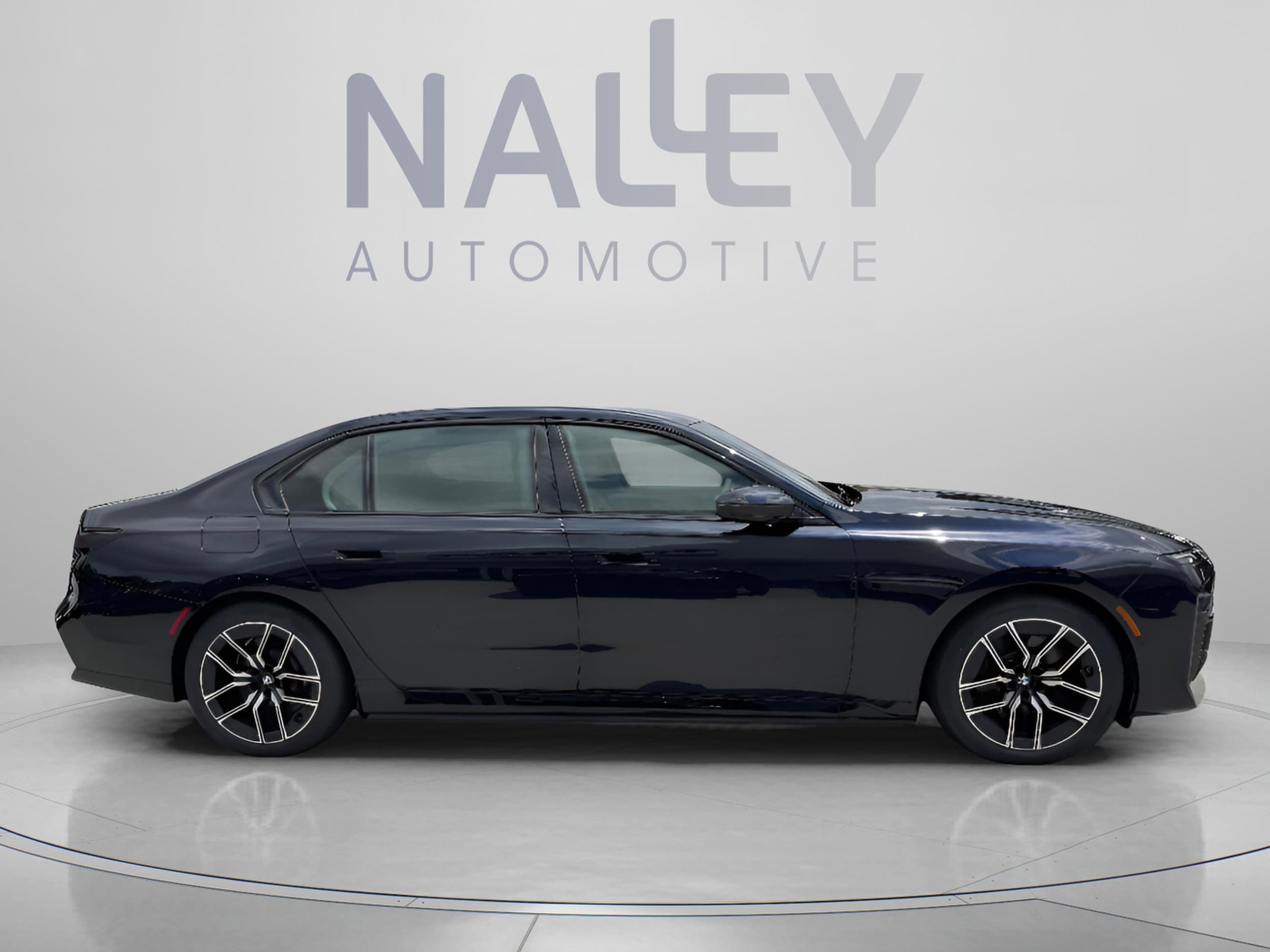 2025 BMW i7 60 - Photo 6