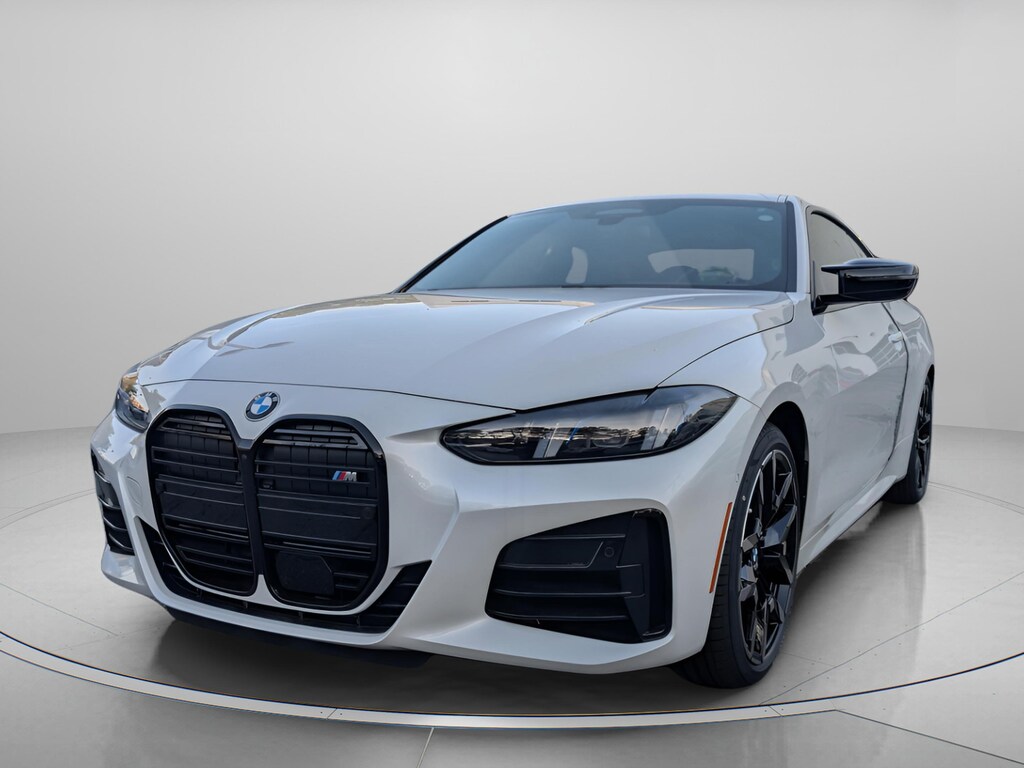 New 2026 BMW M440i Coupe