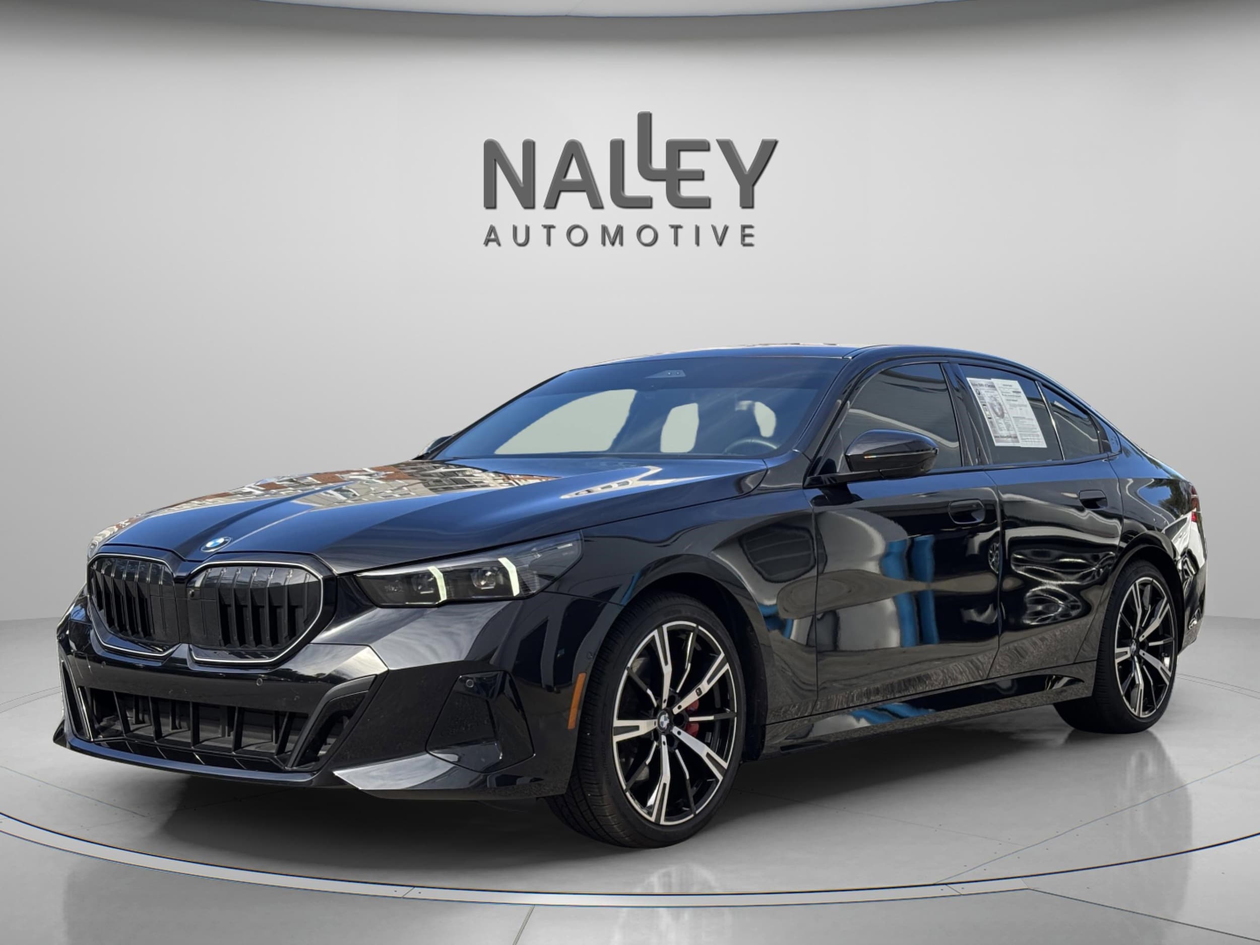 2025 BMW 5 Series 530i's photo