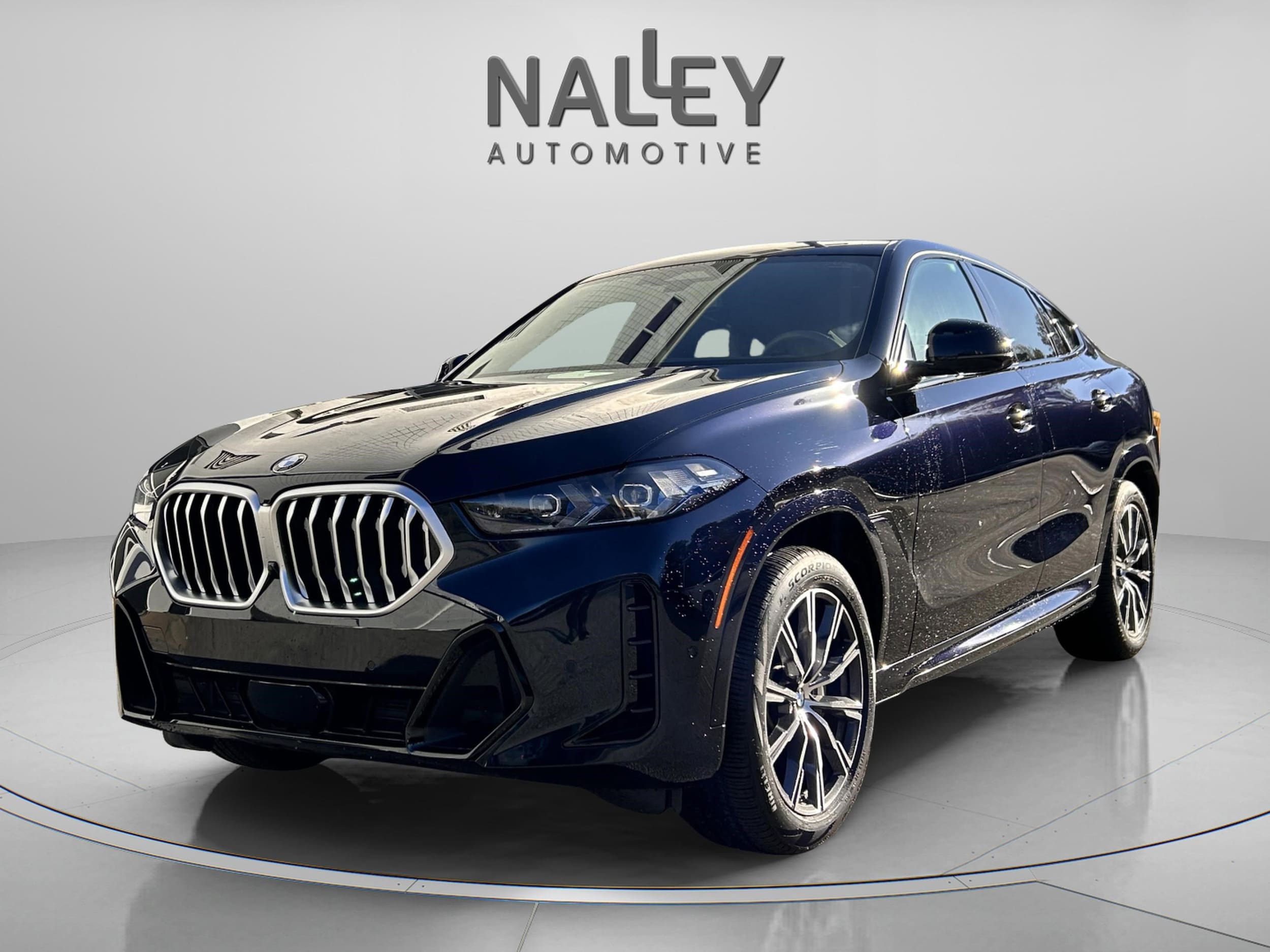 2025 BMW X6 40i's photo