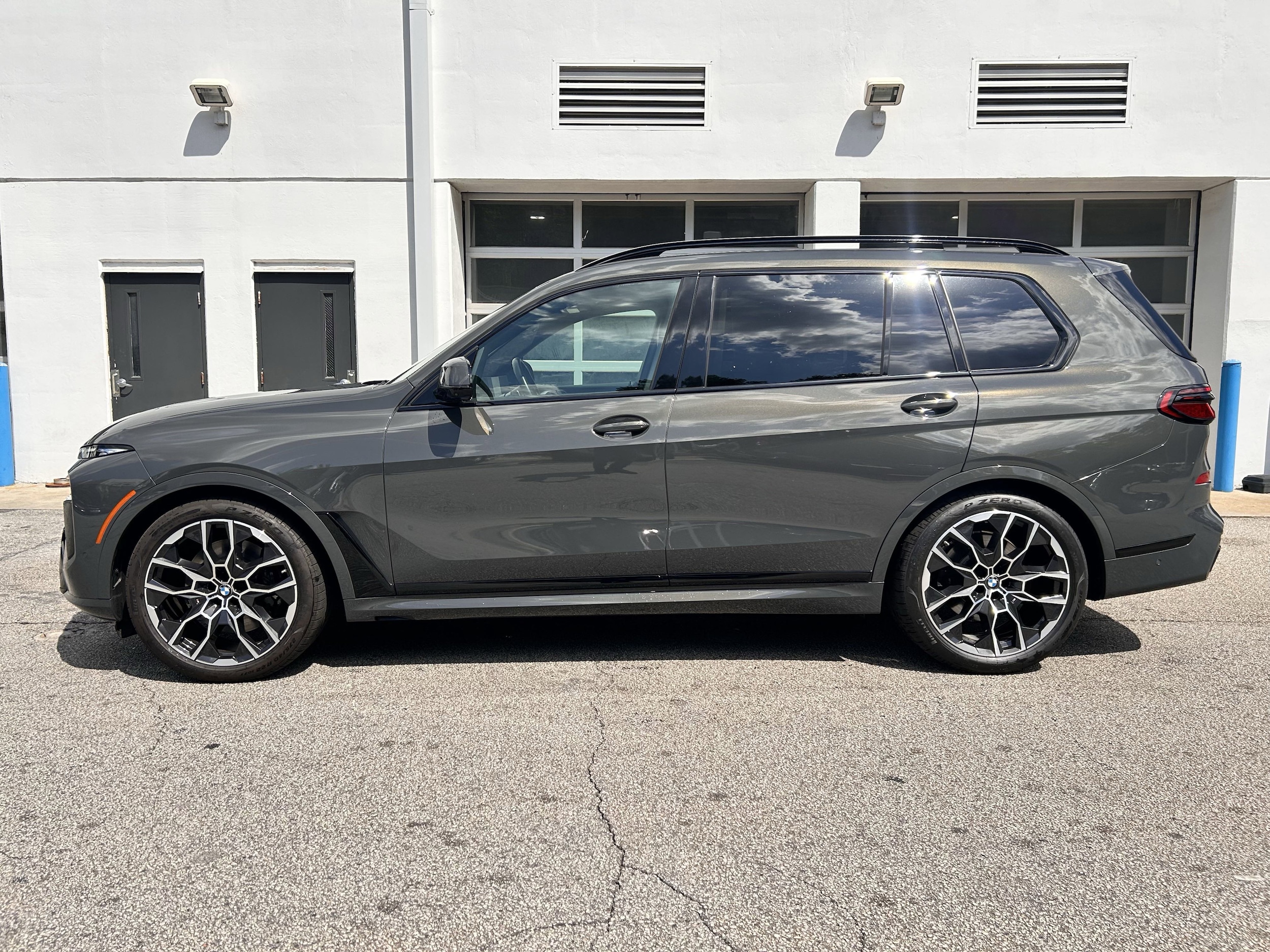 Used 2023 BMW X7 40i with VIN 5UX23EM00P9R79000 for sale in Decatur, GA