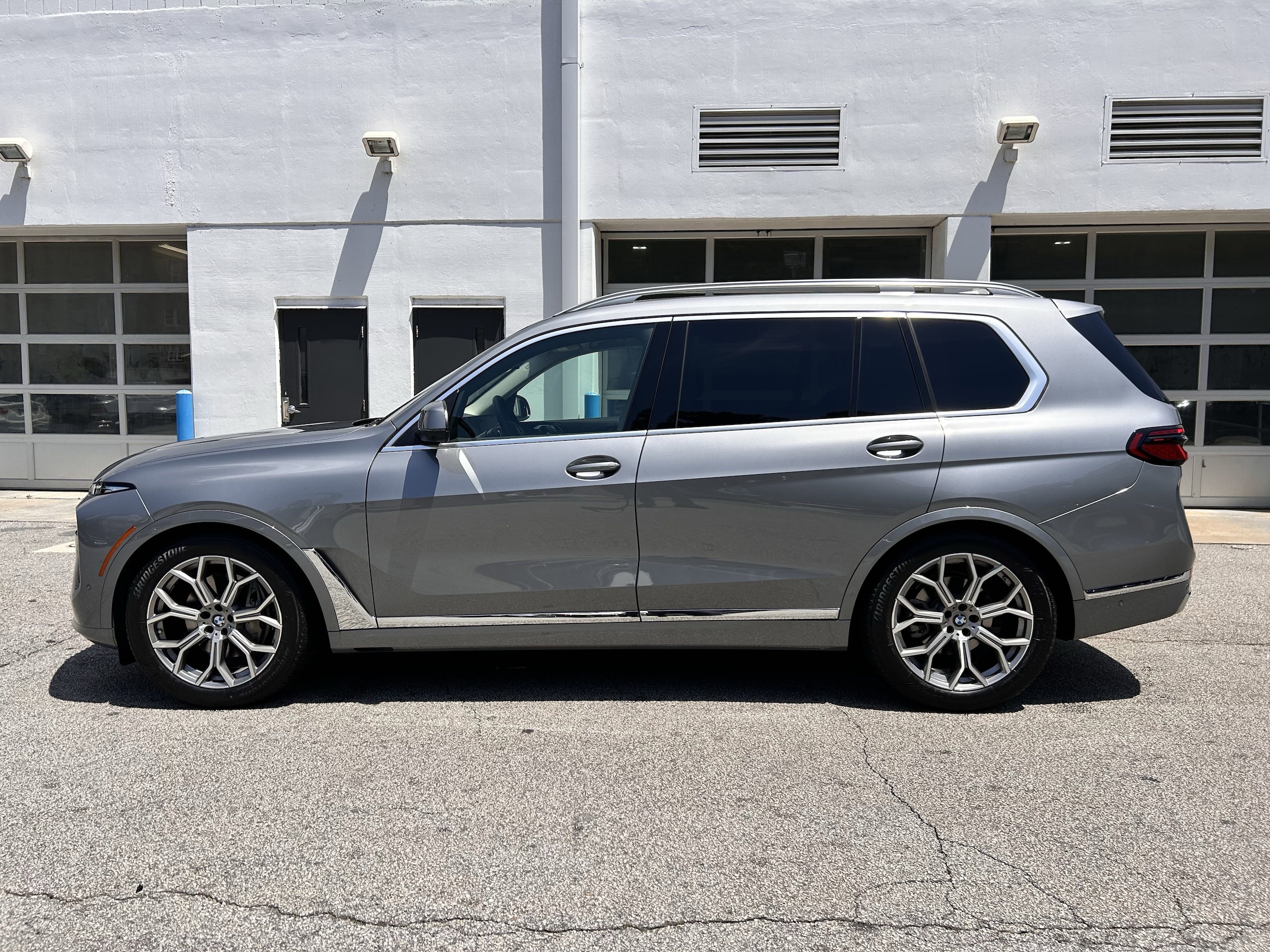 Used 2025 BMW X7 40i with VIN 5UX23EM04S9X67015 for sale in Decatur, GA