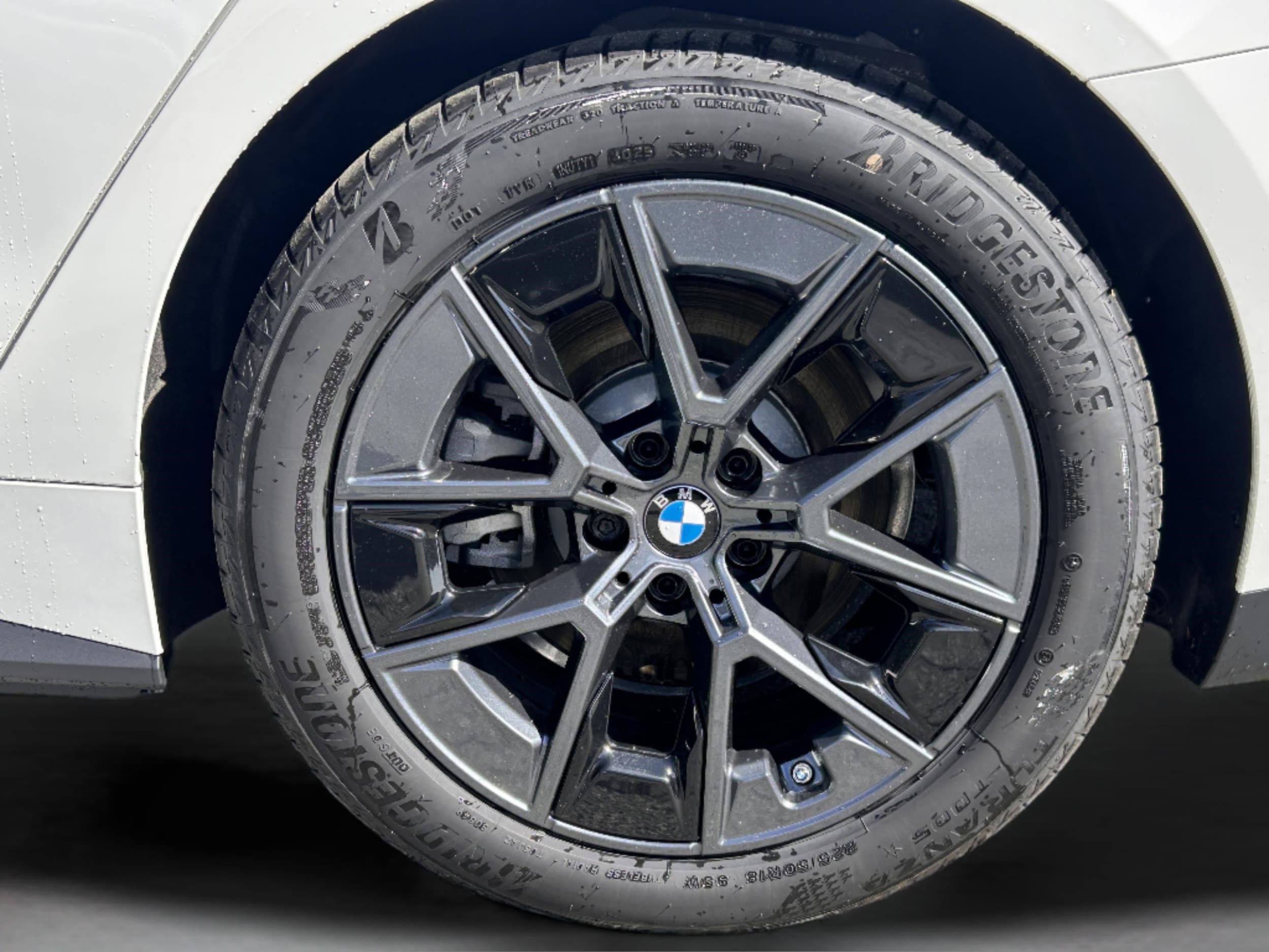 2026 BMW i4 40 - Photo 34