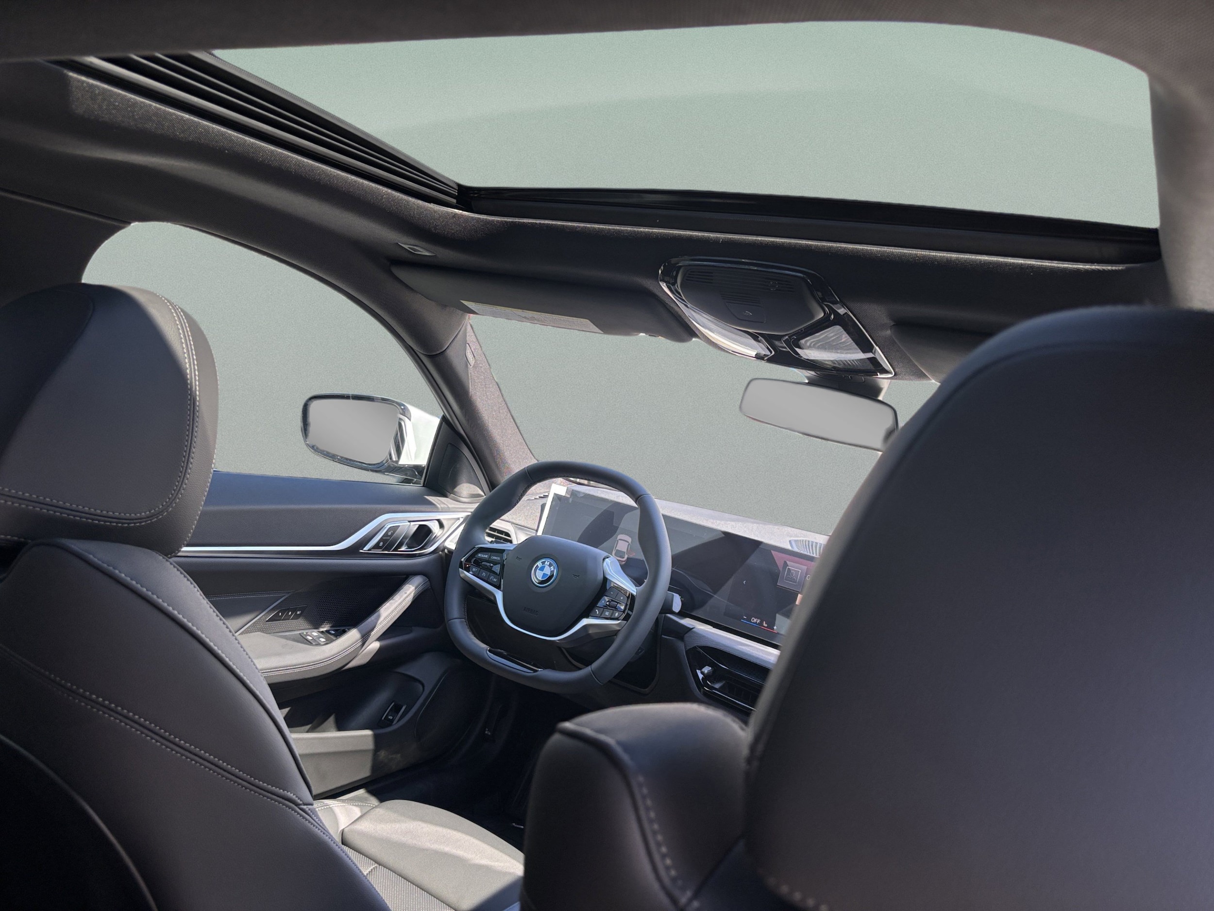 2026 BMW i4 40 - Photo 30