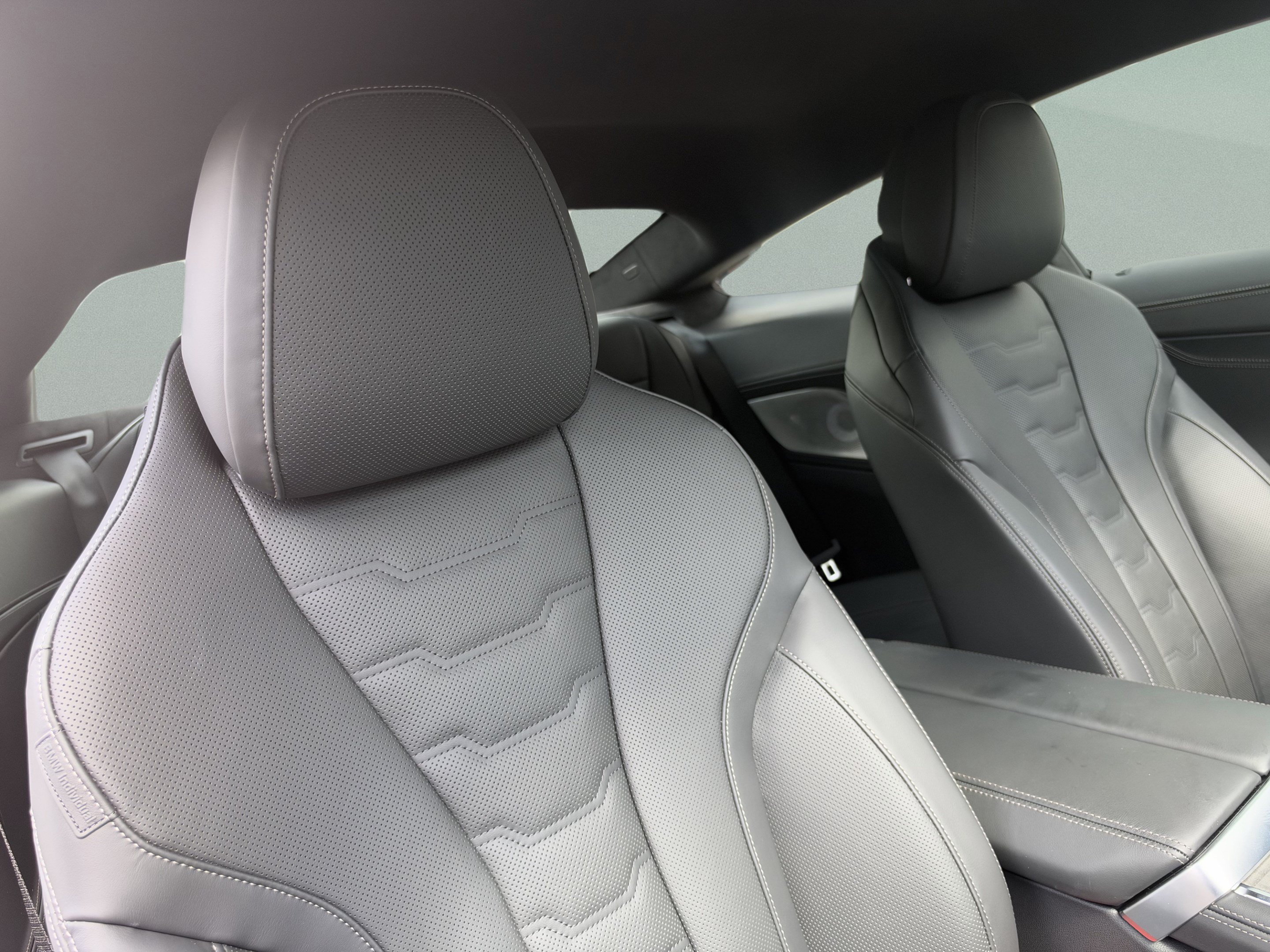 2026 BMW 8 Series 840i - Photo 25