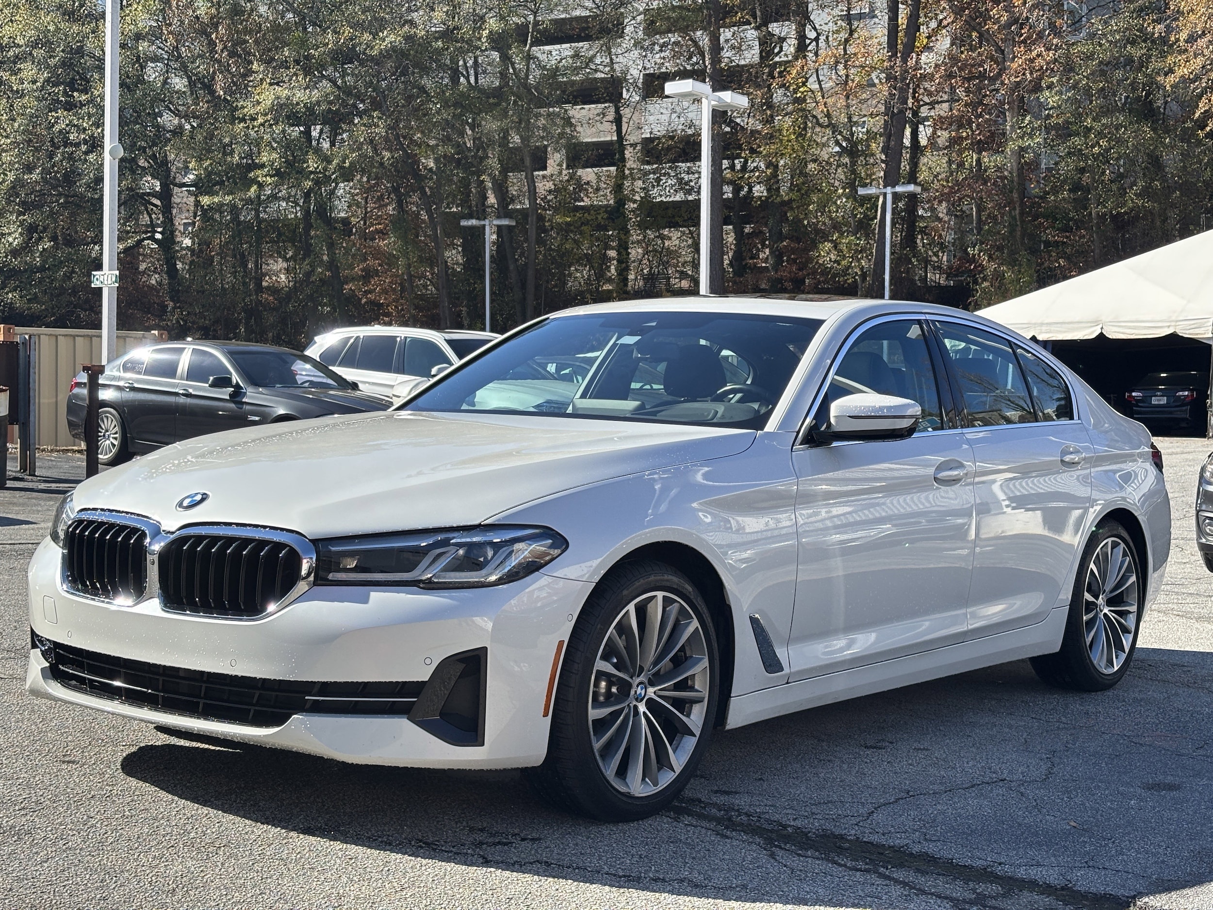 2021 BMW 5 Series 530i's photo