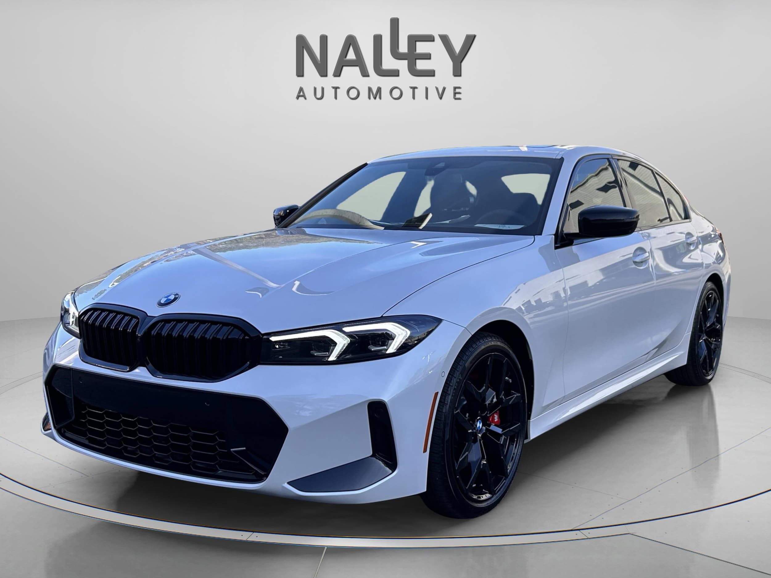 2026 BMW 3 Series 330i's photo