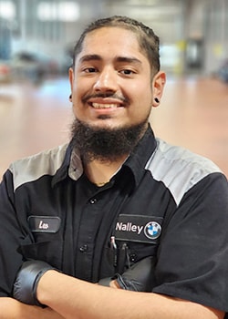 Staff member Leonardo Diaz-Castaneda from ID_d9070ec38ab7