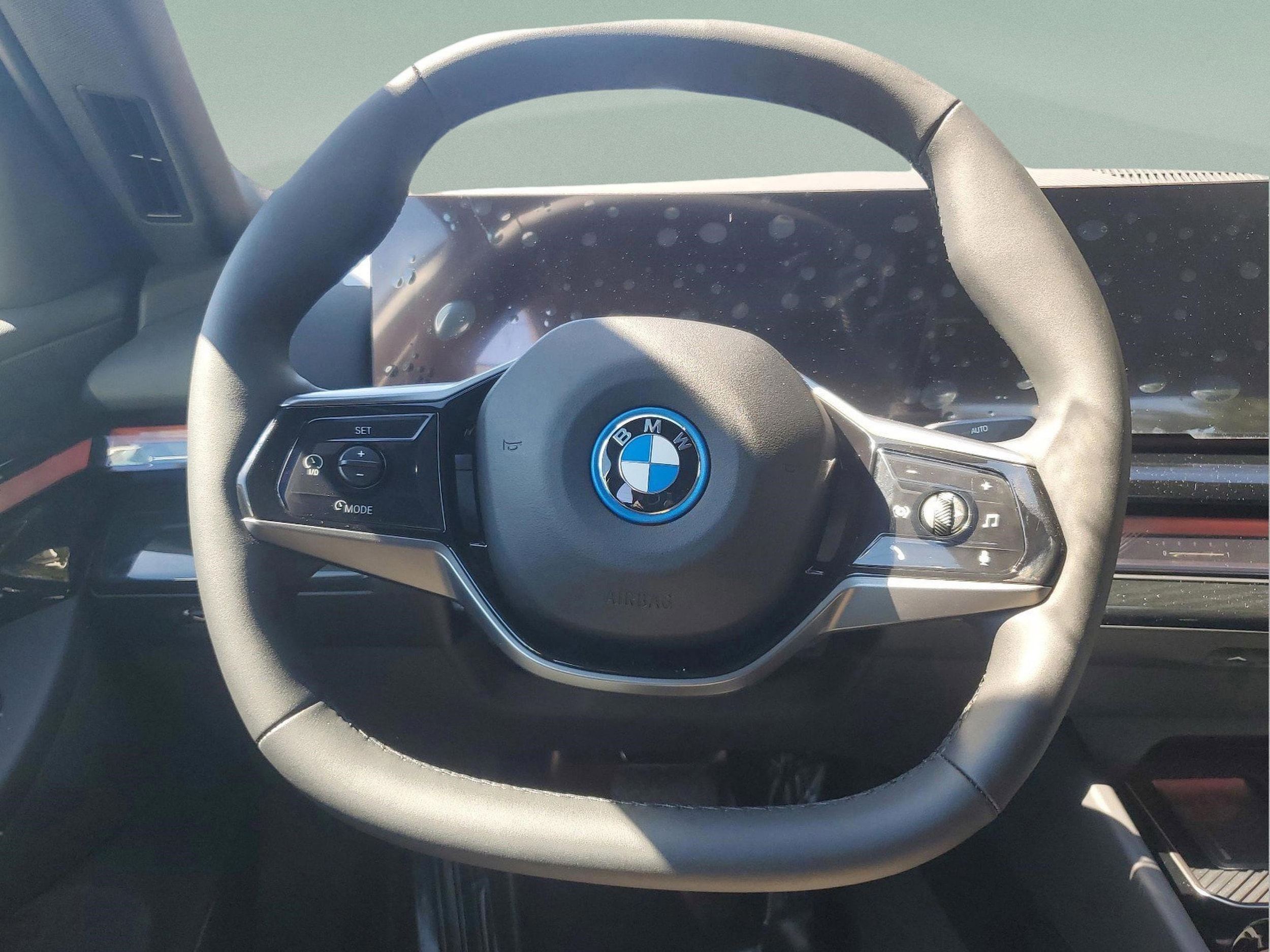2025 BMW i5 40 - Photo 13