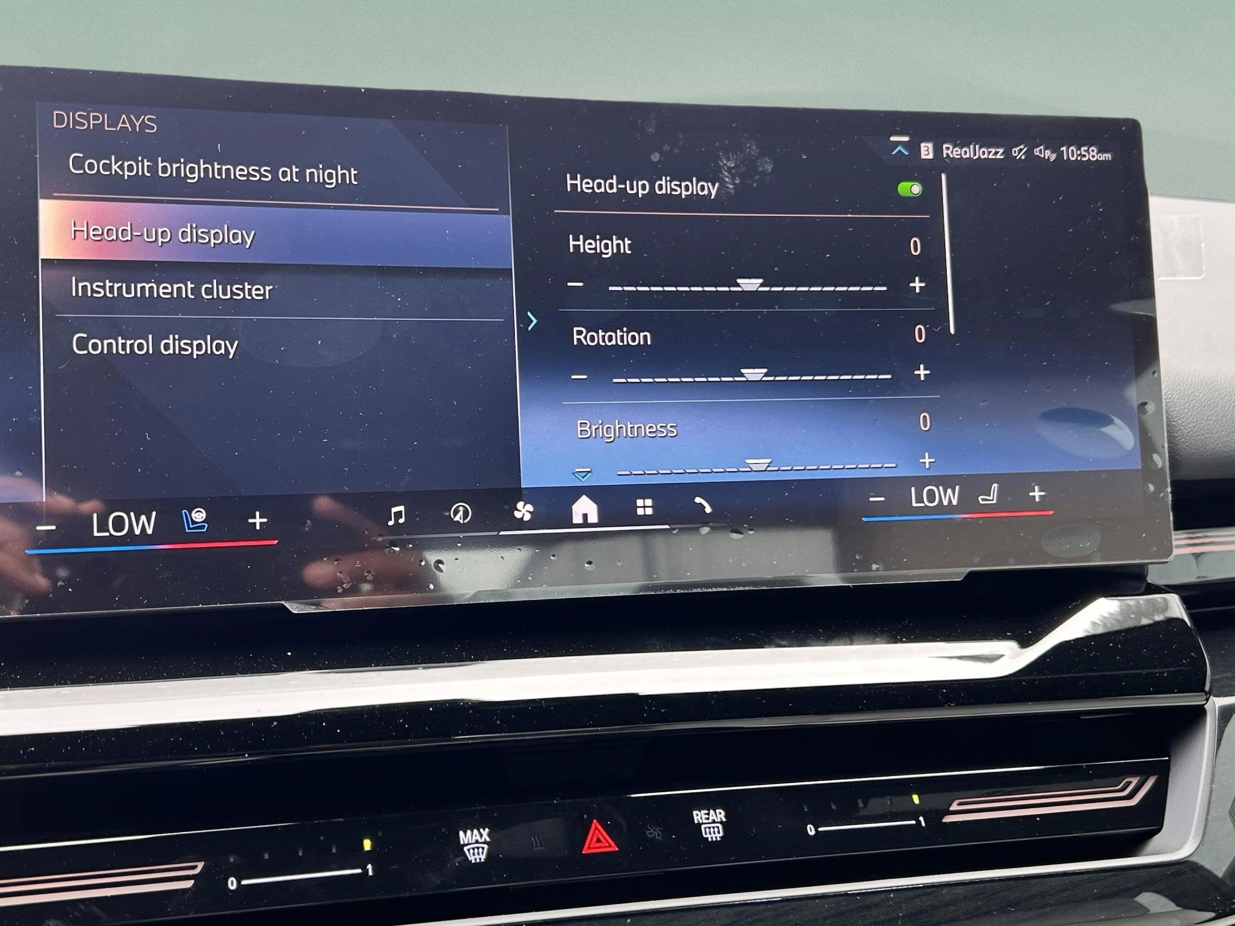 2025 BMW 5 Series 530i - Photo 16