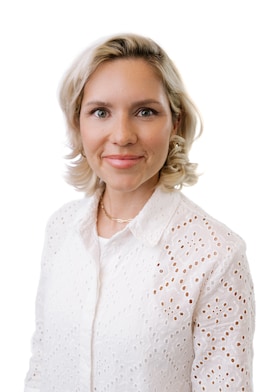 Staff member Lina Branishte from ID_77b29805f555