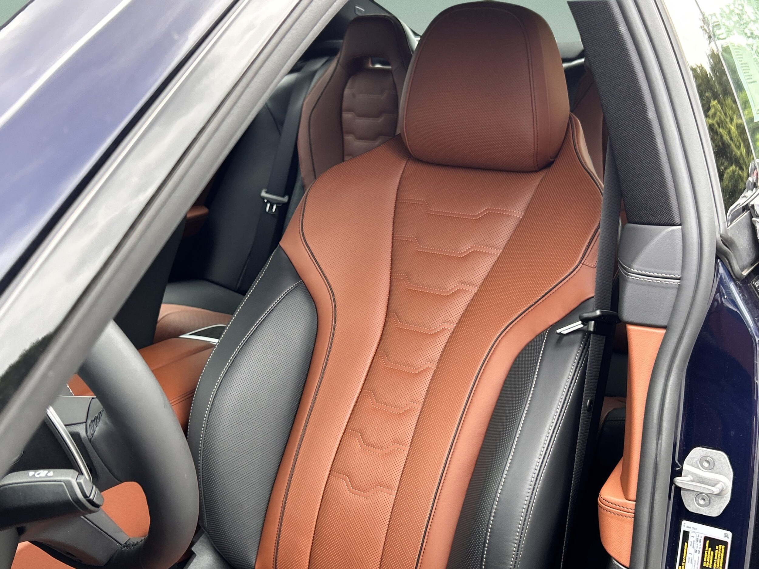 2026 BMW 8 Series 840i - Photo 26